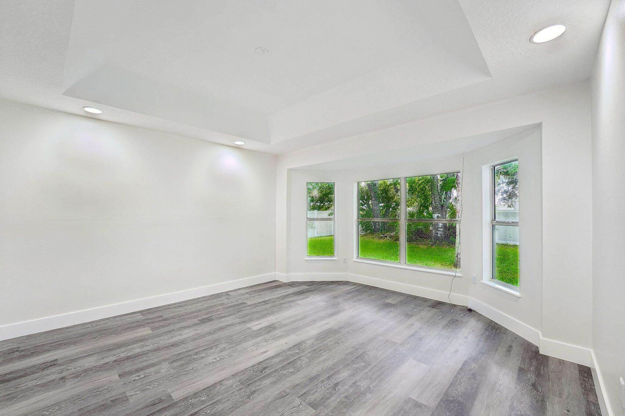 19 Emerson Drive Property Photo 5