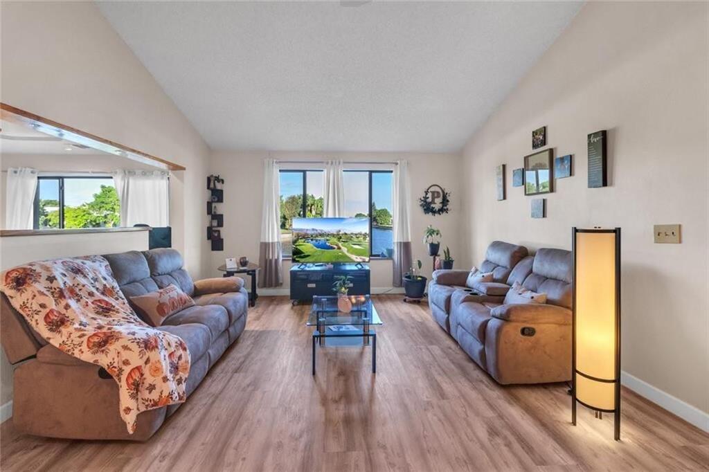 7212 Primrose Lane 7212 Property Photo 15