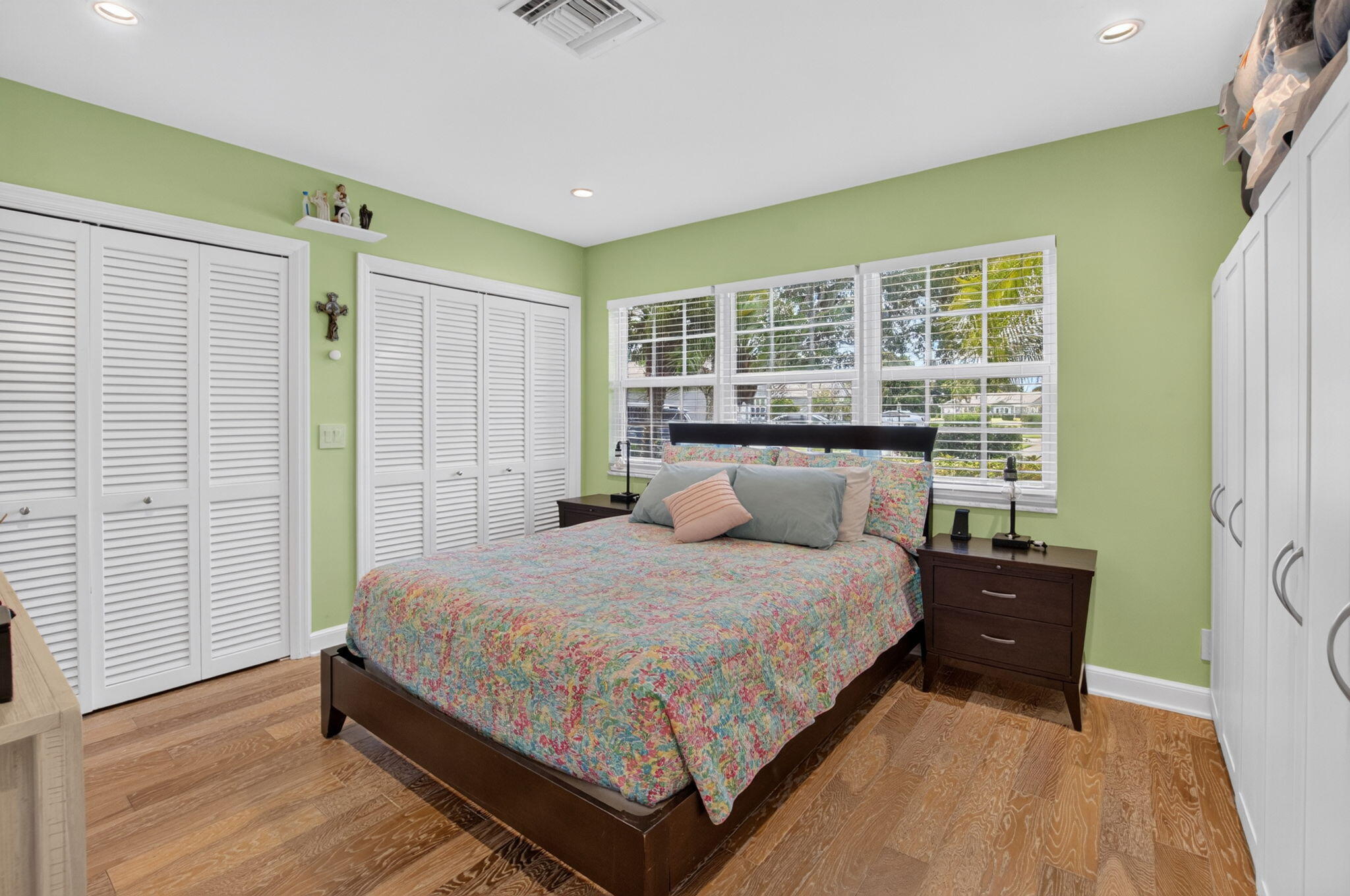 11 Holly Property Photo 36