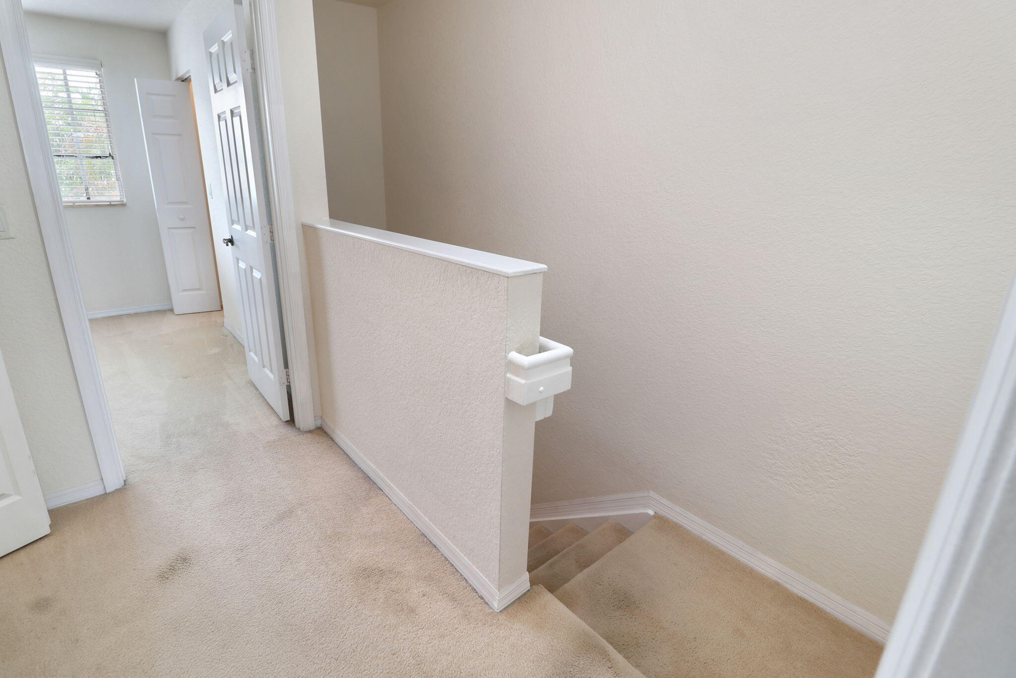 5930 Royal Way Property Photo 10