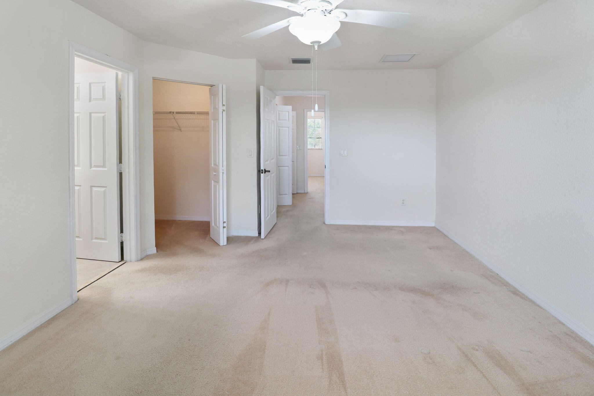 5930 Royal Way Property Photo 14