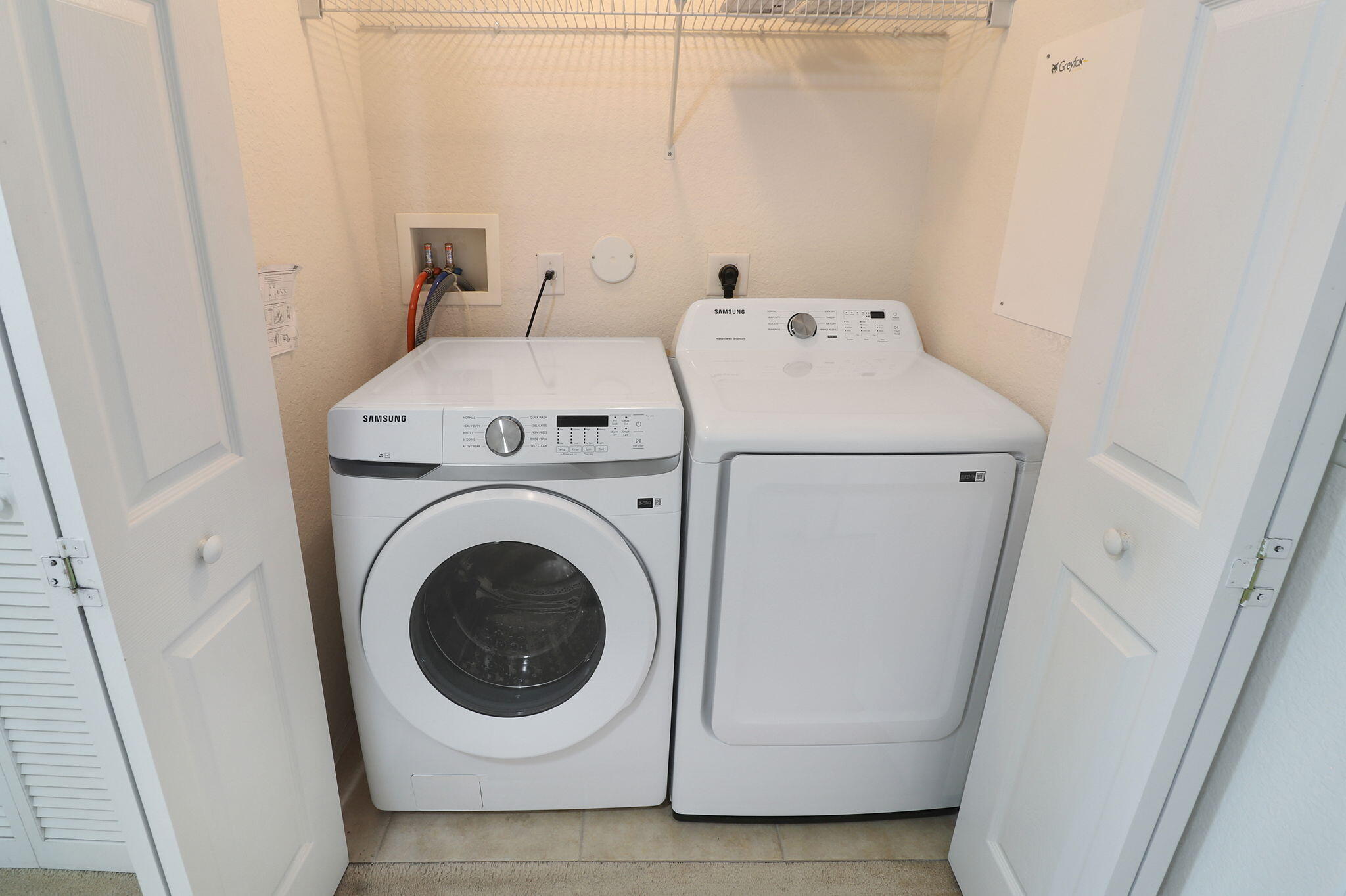 5930 Royal Way Property Photo 17