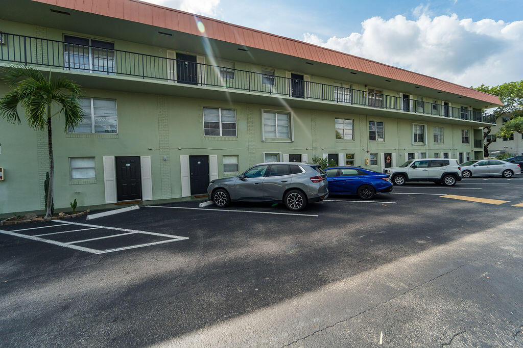 809 W Oakland Park Boulevard K2 Property Photo 37