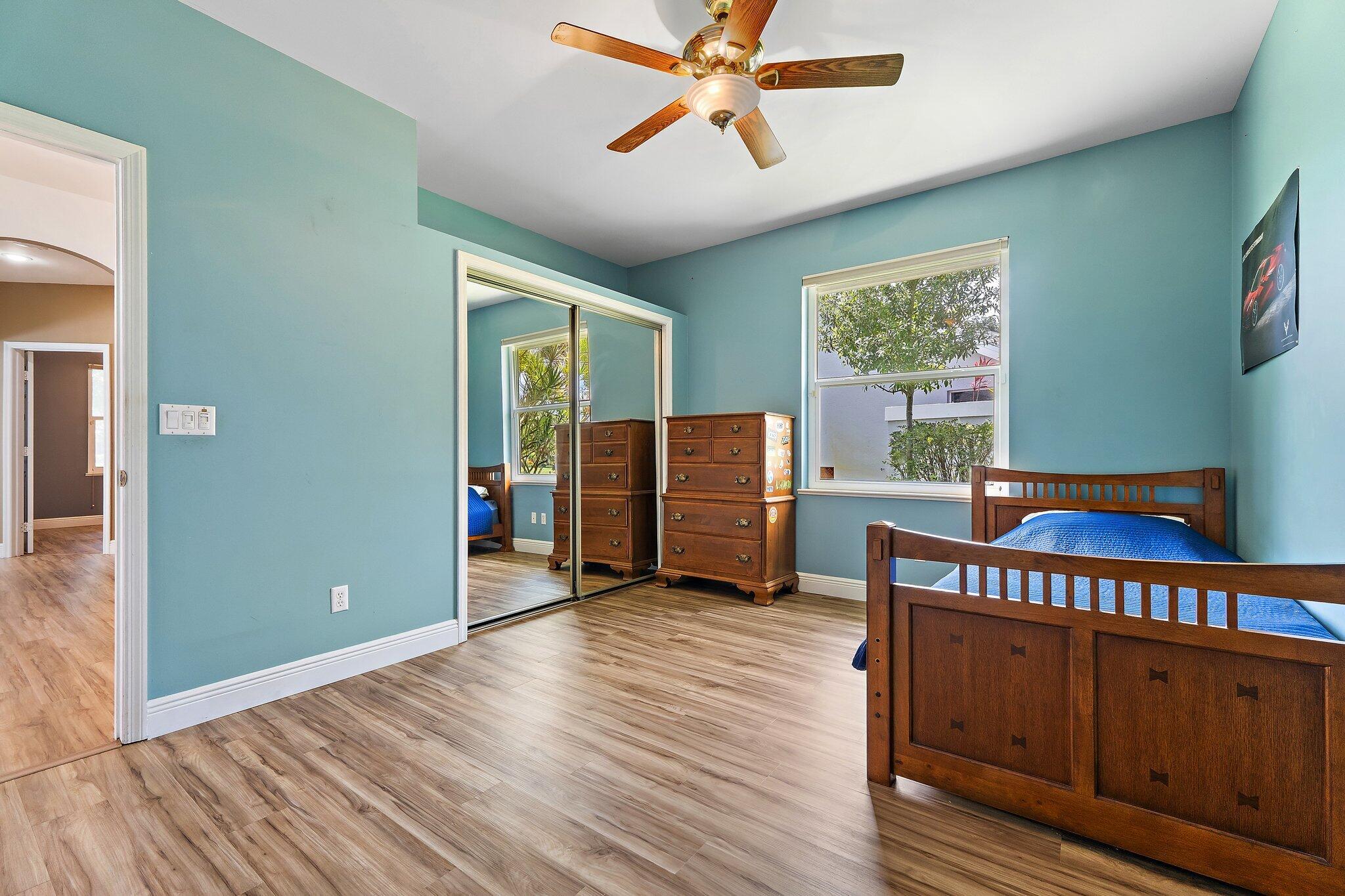 2108 Sw Oakwater Point Property Photo 39
