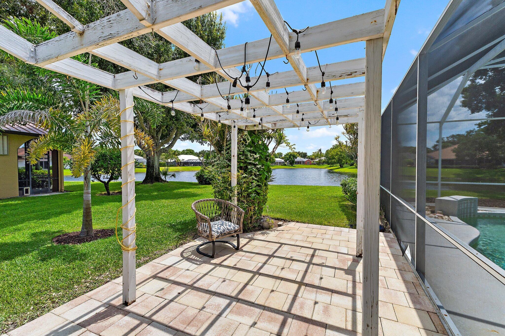2108 Sw Oakwater Point Property Photo 44