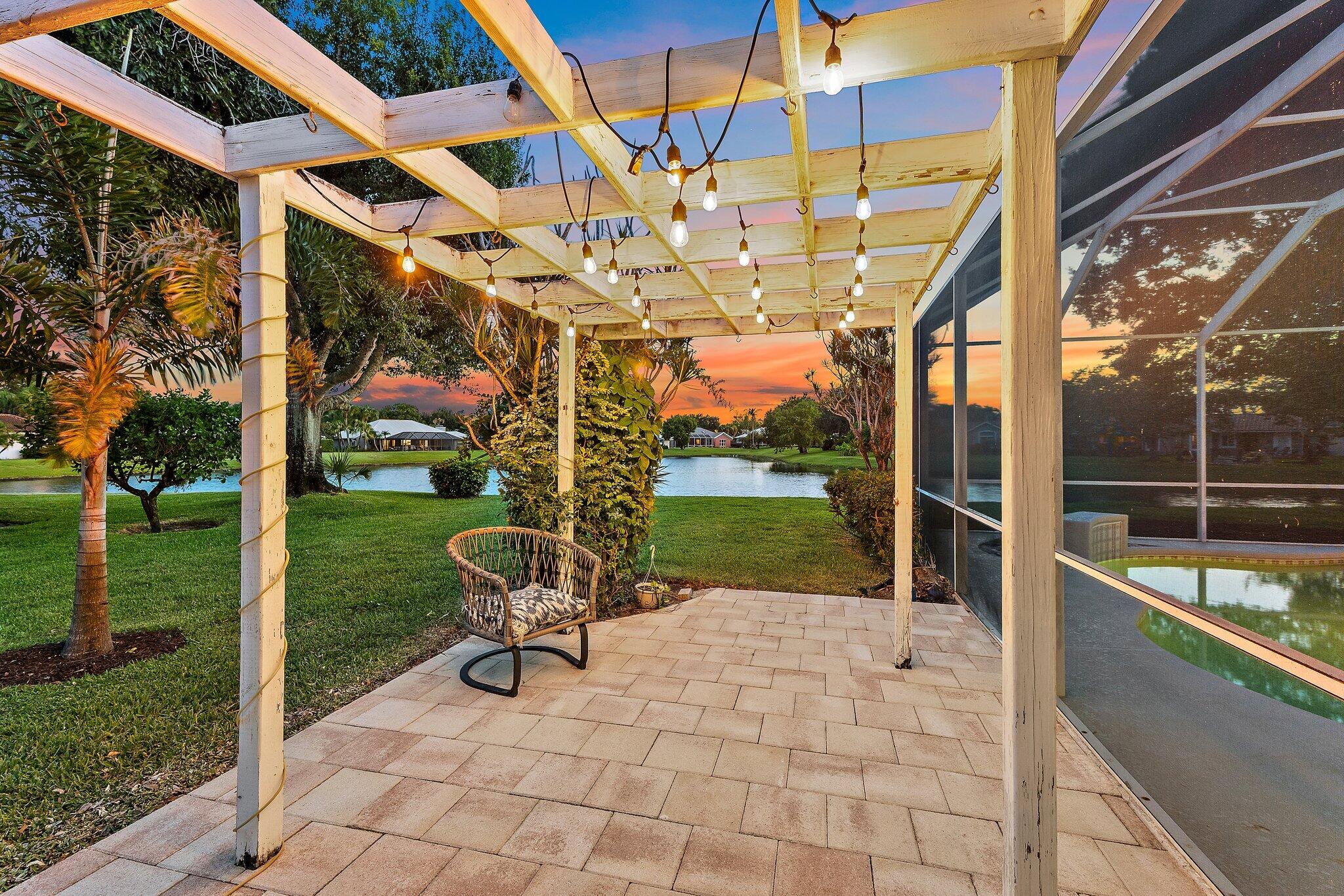 2108 Sw Oakwater Point Property Photo 52