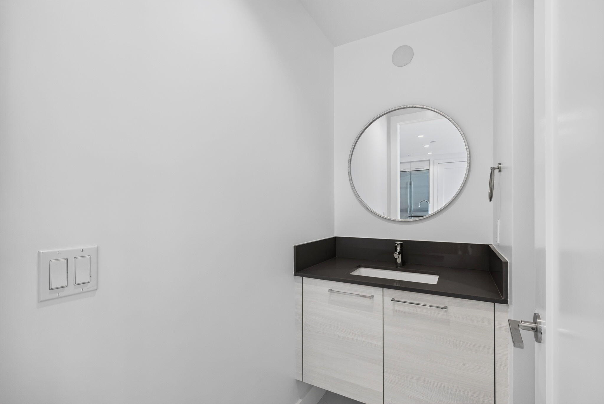 100 E Las Olas Boulevard 1902 Property Photo 14