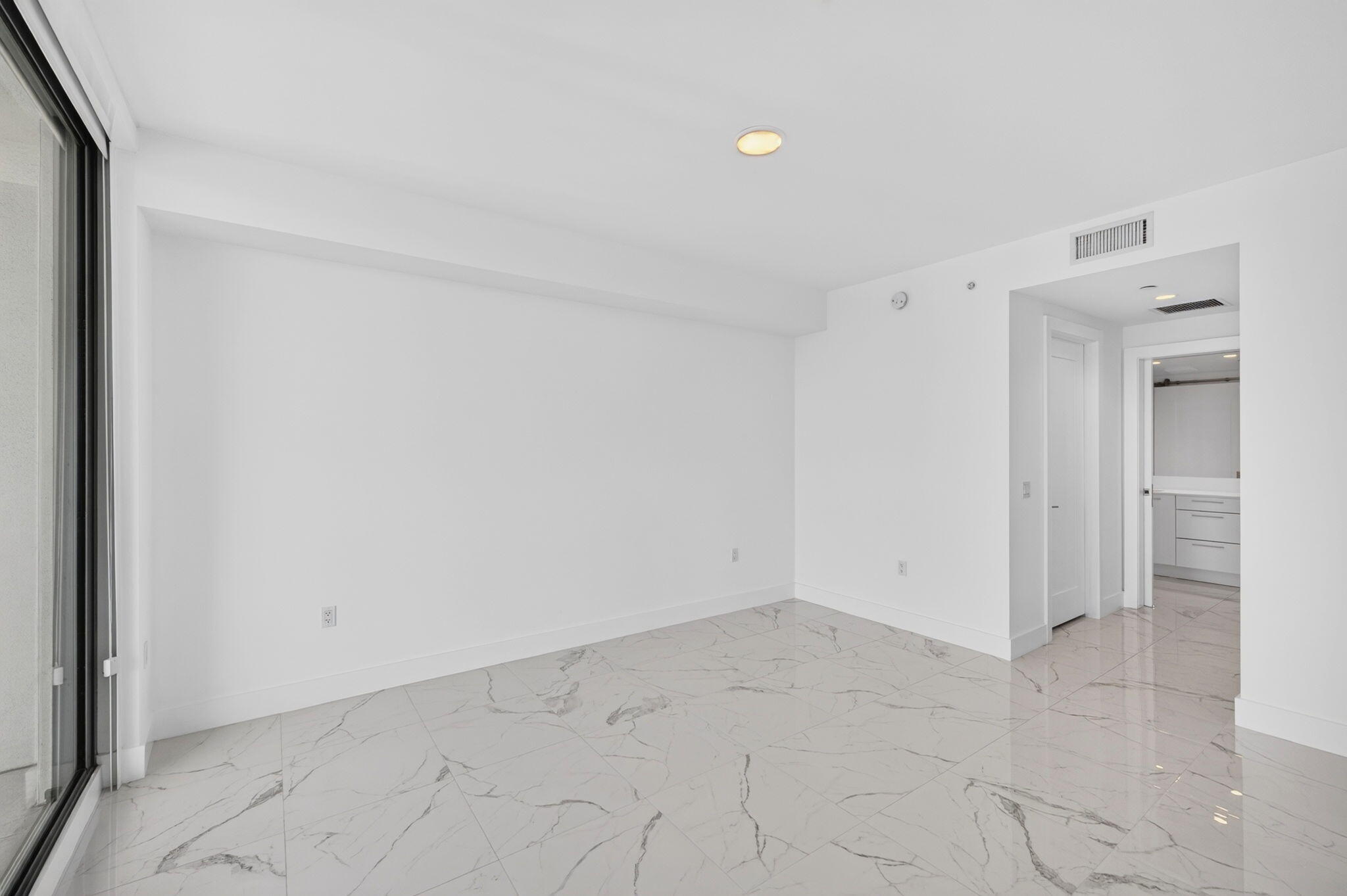 100 E Las Olas Boulevard 1902 Property Photo 22