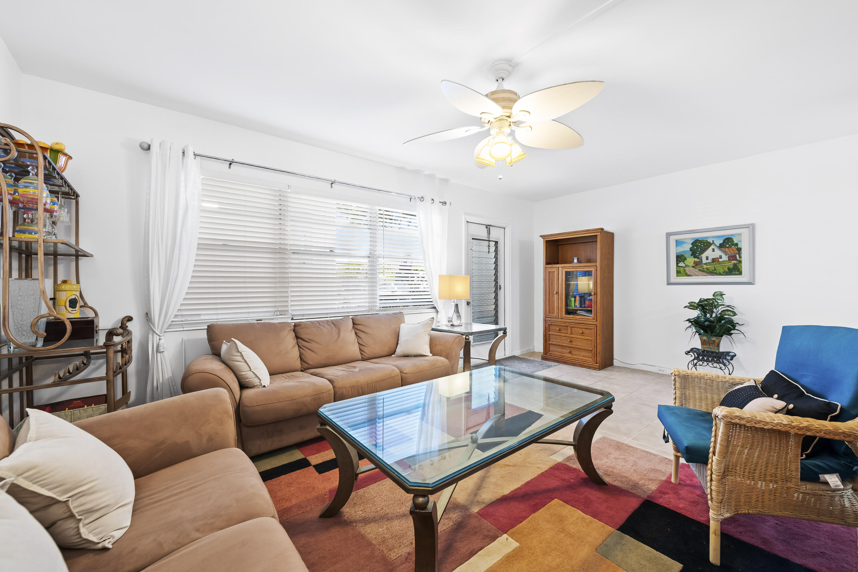 1111 Cambridge E Property Photo 18