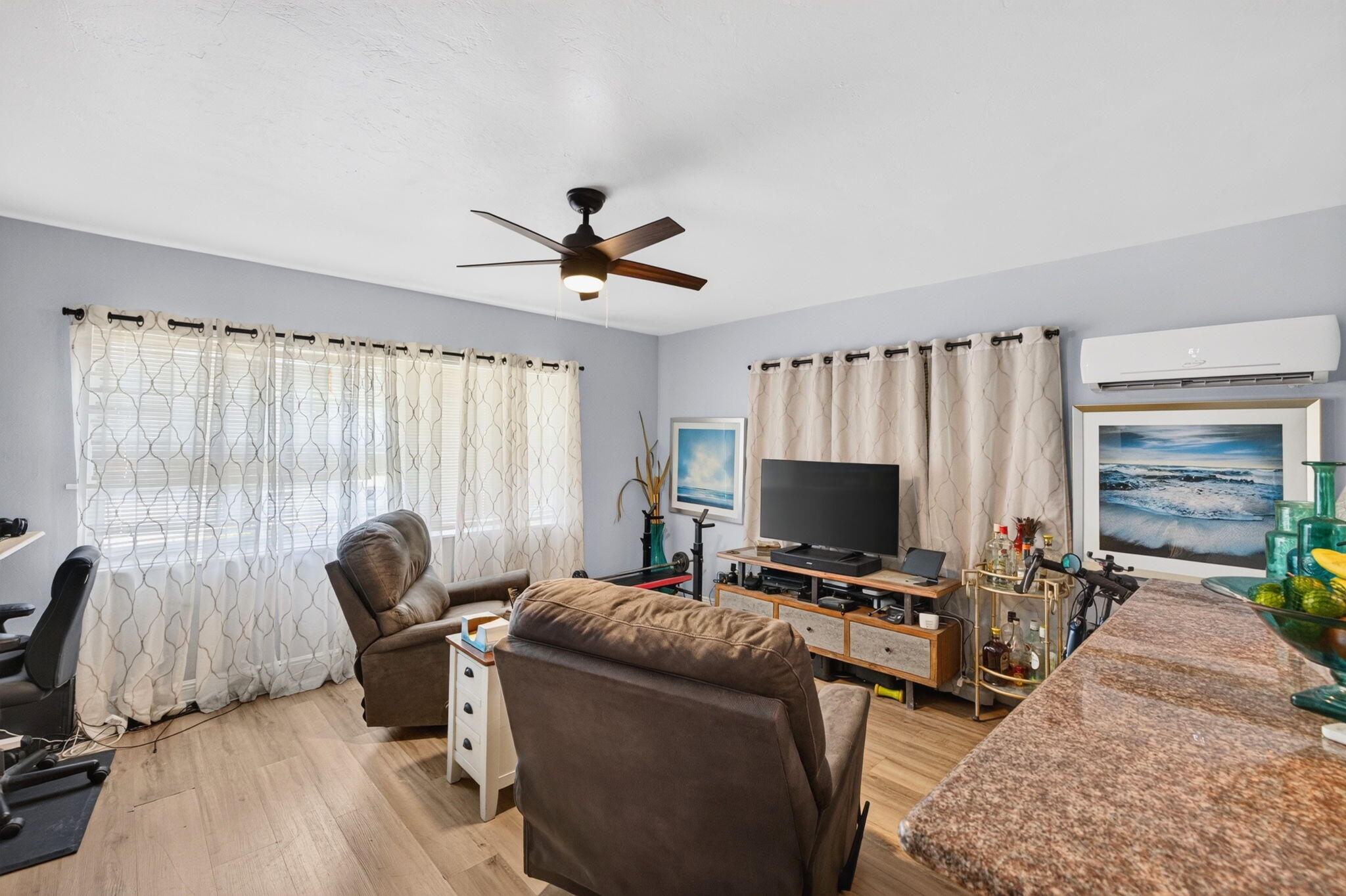 3209 Ne 7th Place Property Photo 10