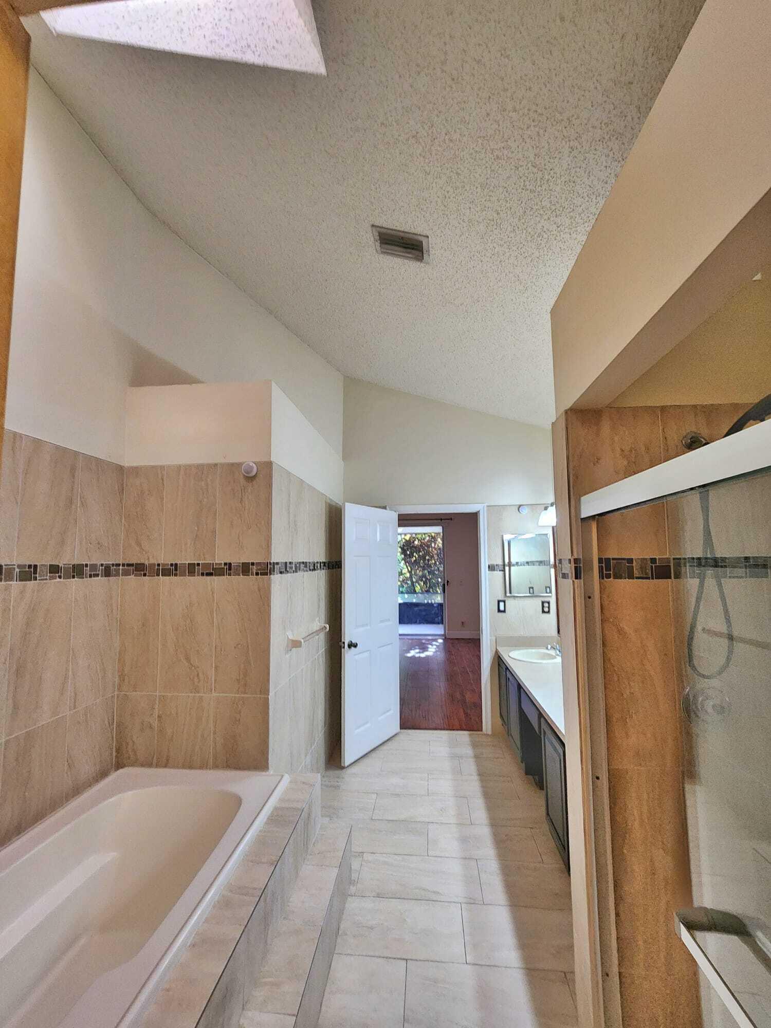 7705 Forest Green Lane Property Photo 23