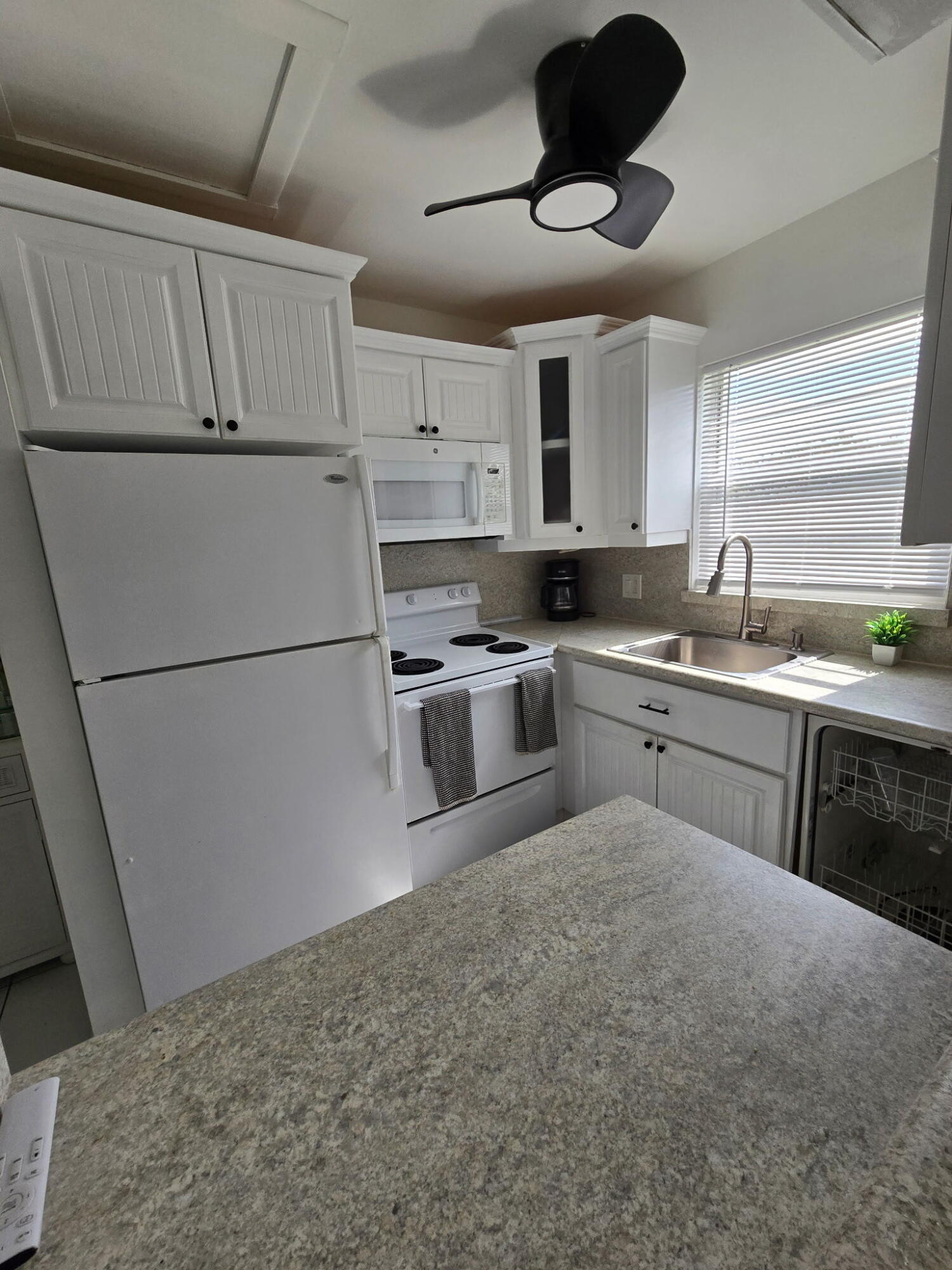 477 Tilford V 477 Property Photo 4