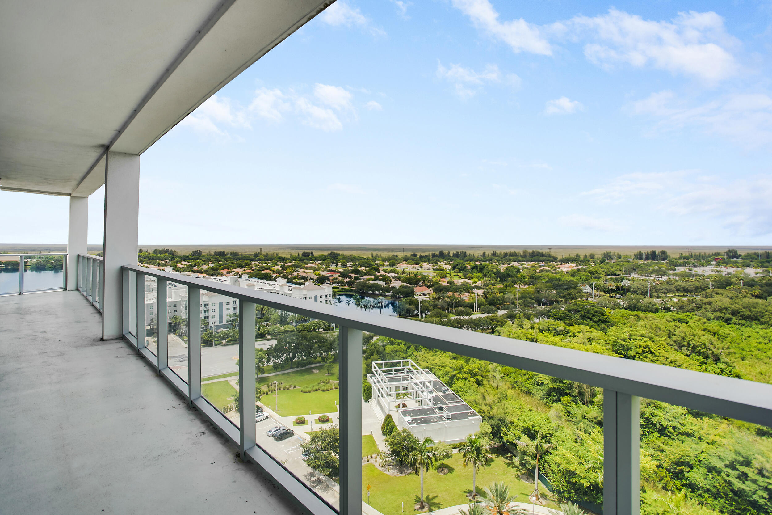 2000 Metropica Way 1503 Property Photo 9