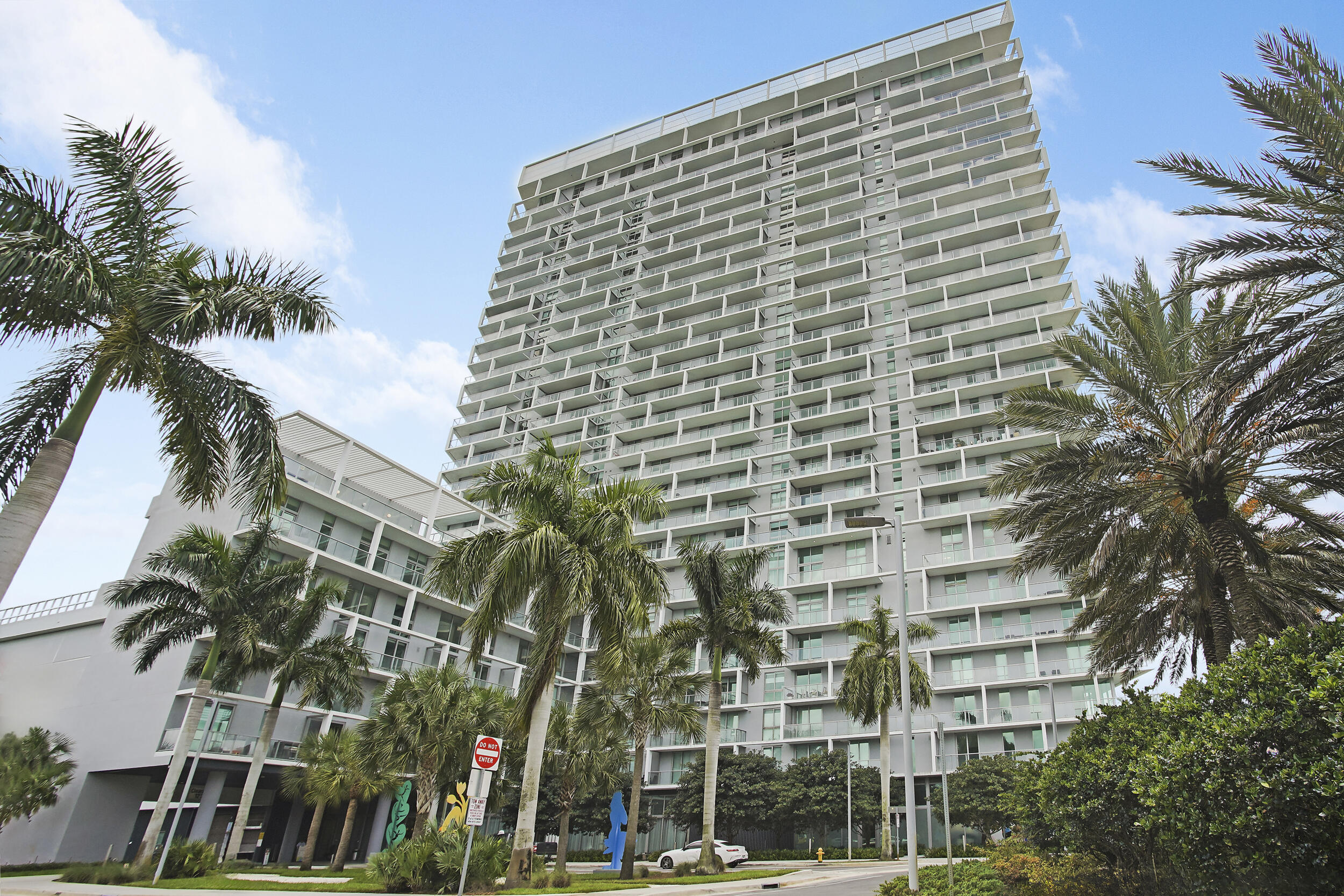 2000 Metropica Way 1503 Property Photo 18