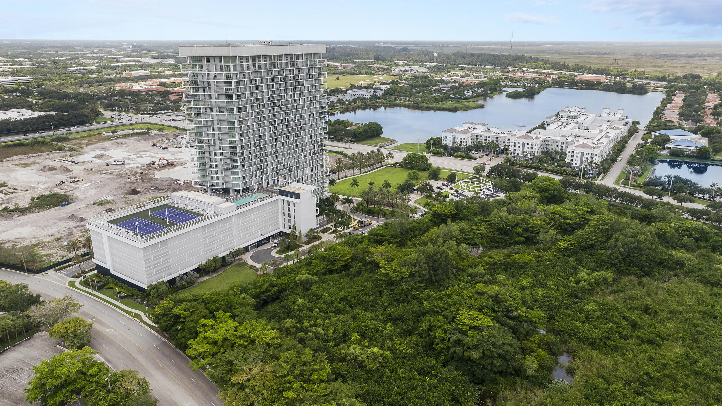 2000 Metropica Way 1503 Property Photo 20