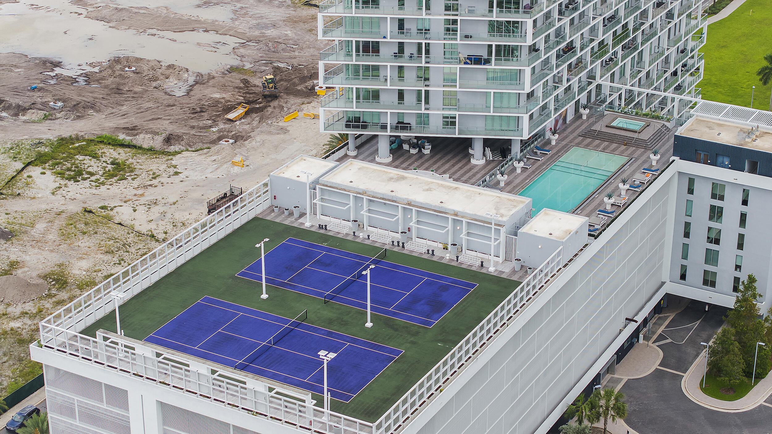 2000 Metropica Way 1503 Property Photo 22