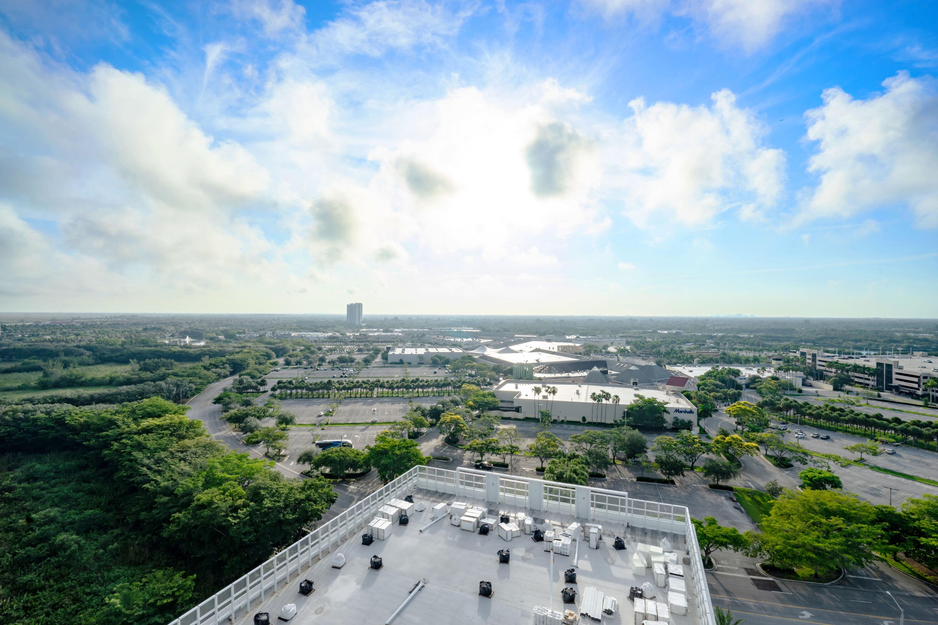 2000 Metropica Way 1503 Property Photo 25
