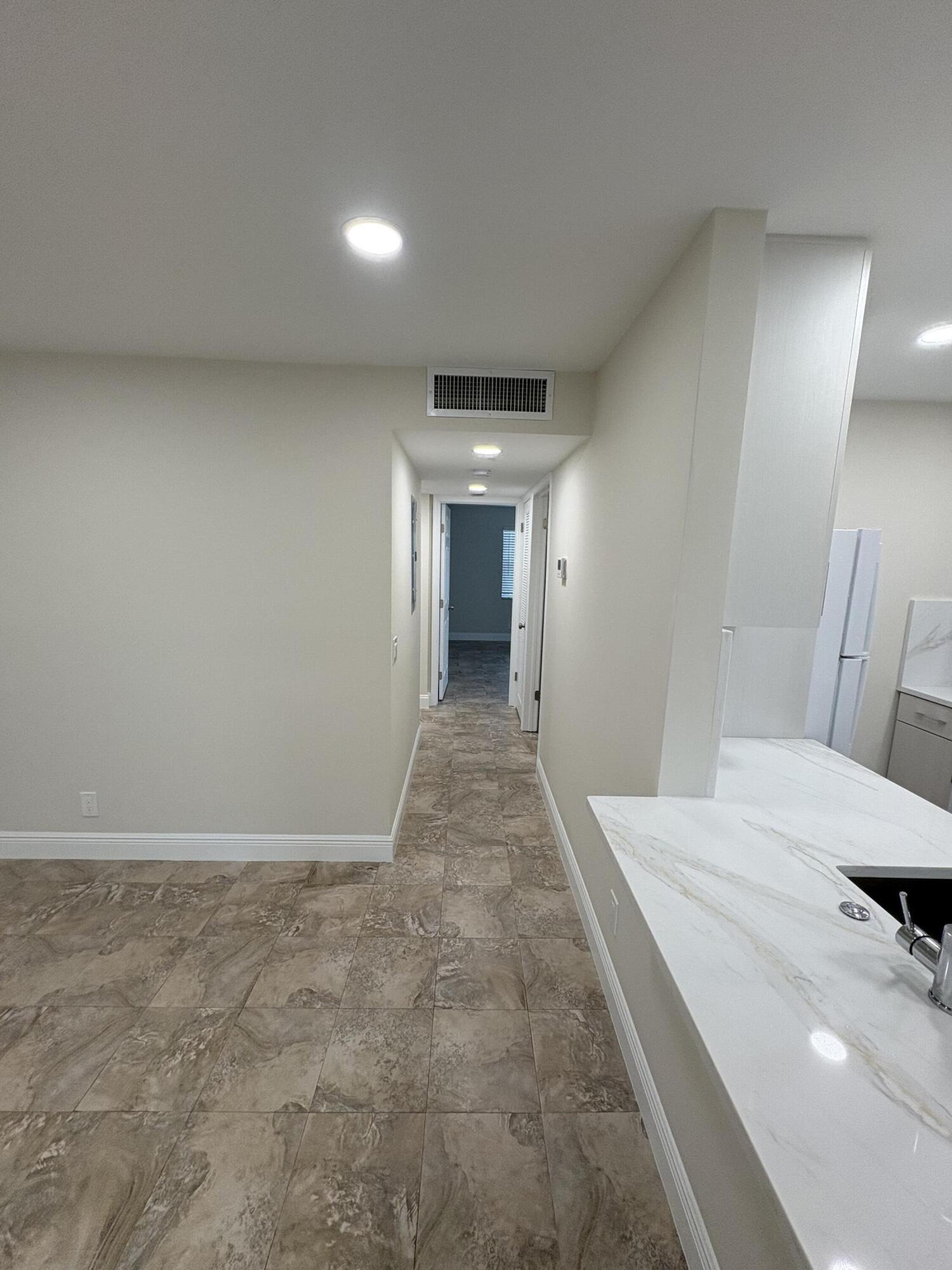 883 Normandy Lane 883 Property Photo 11
