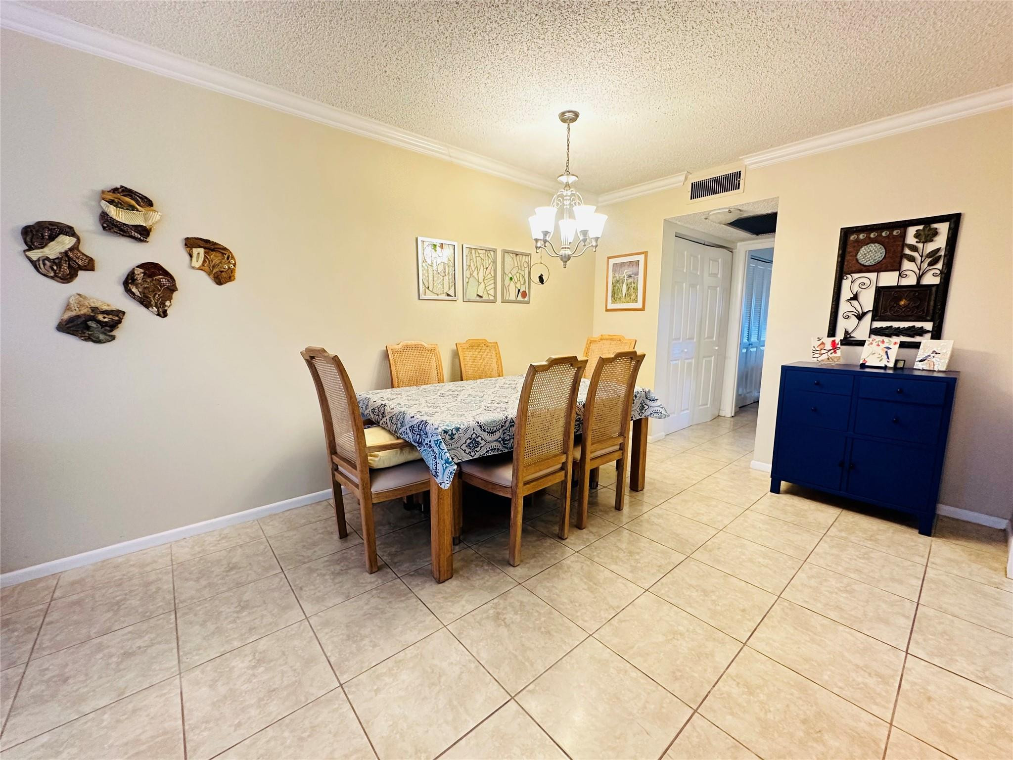 2007 Islewood D Property Photo 4