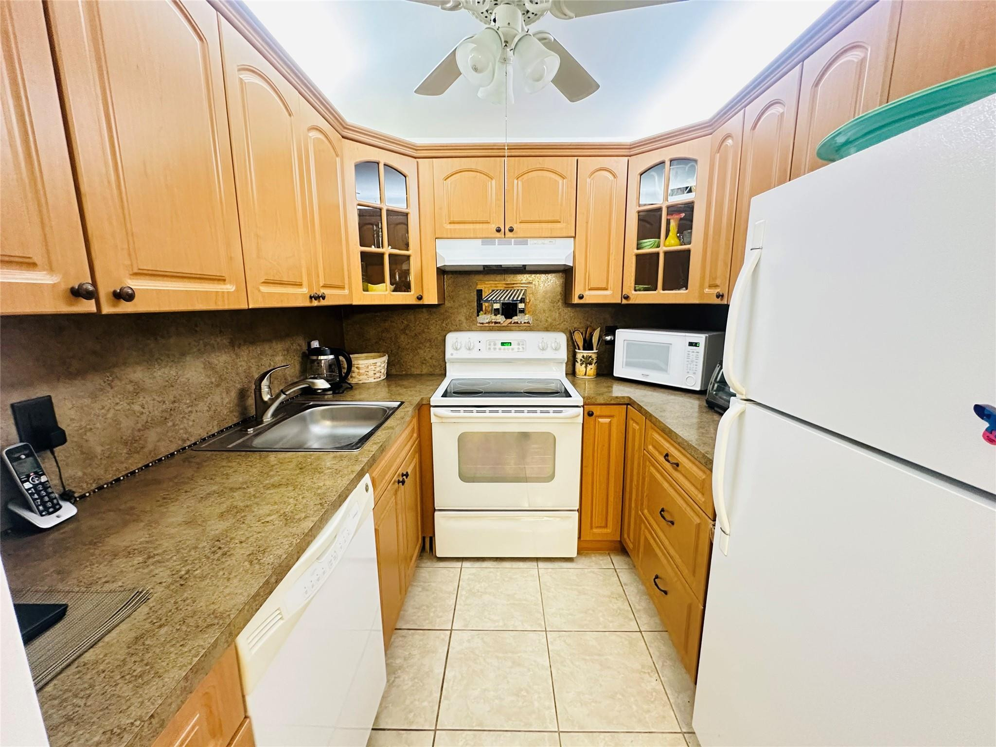 2007 Islewood D Property Photo 5