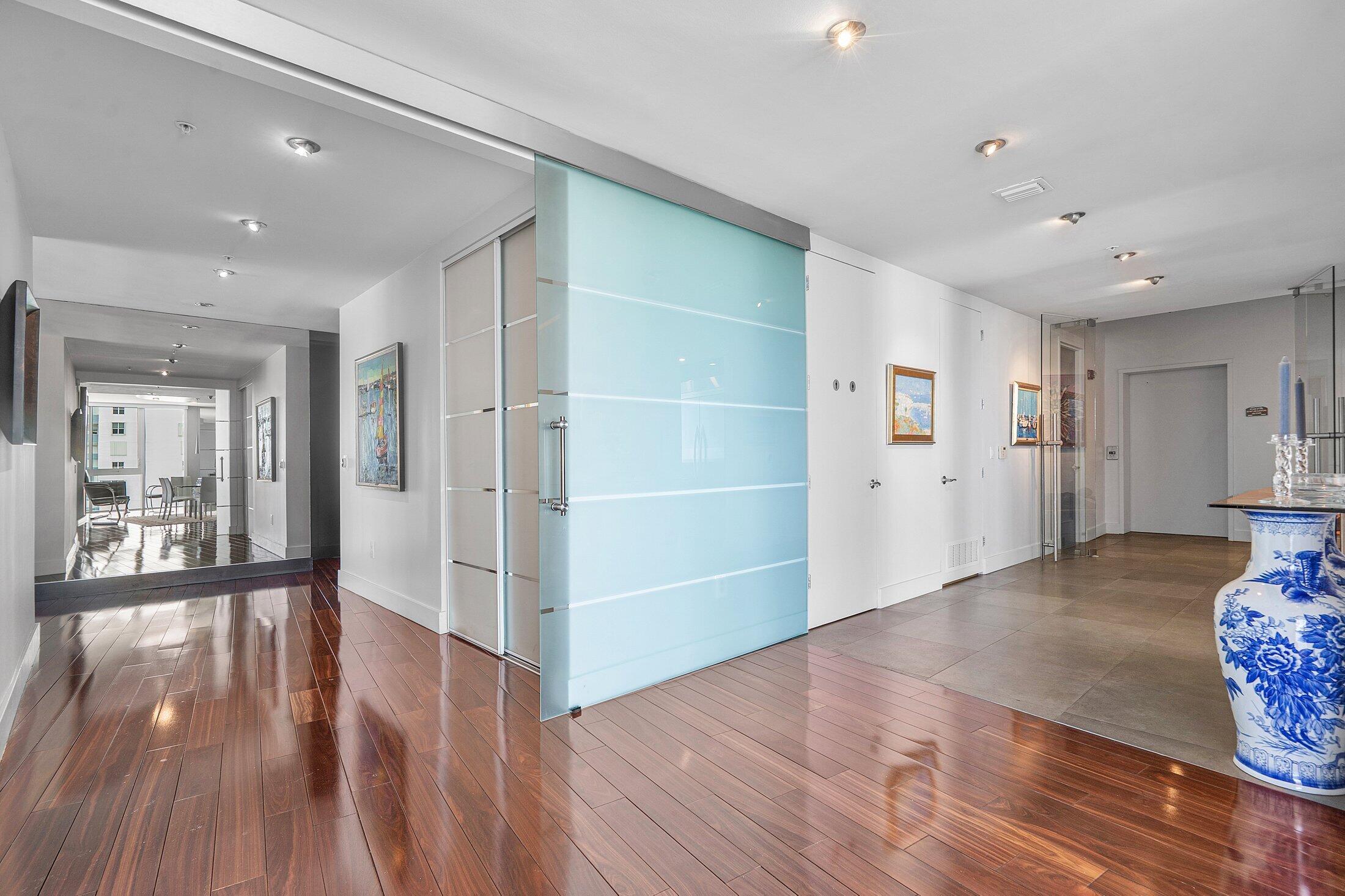 715 Bayshore Drive Ph4 Property Photo 7