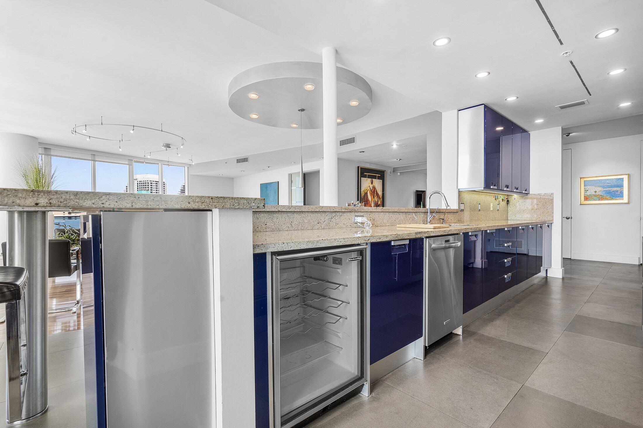 715 Bayshore Drive Ph4 Property Photo 39