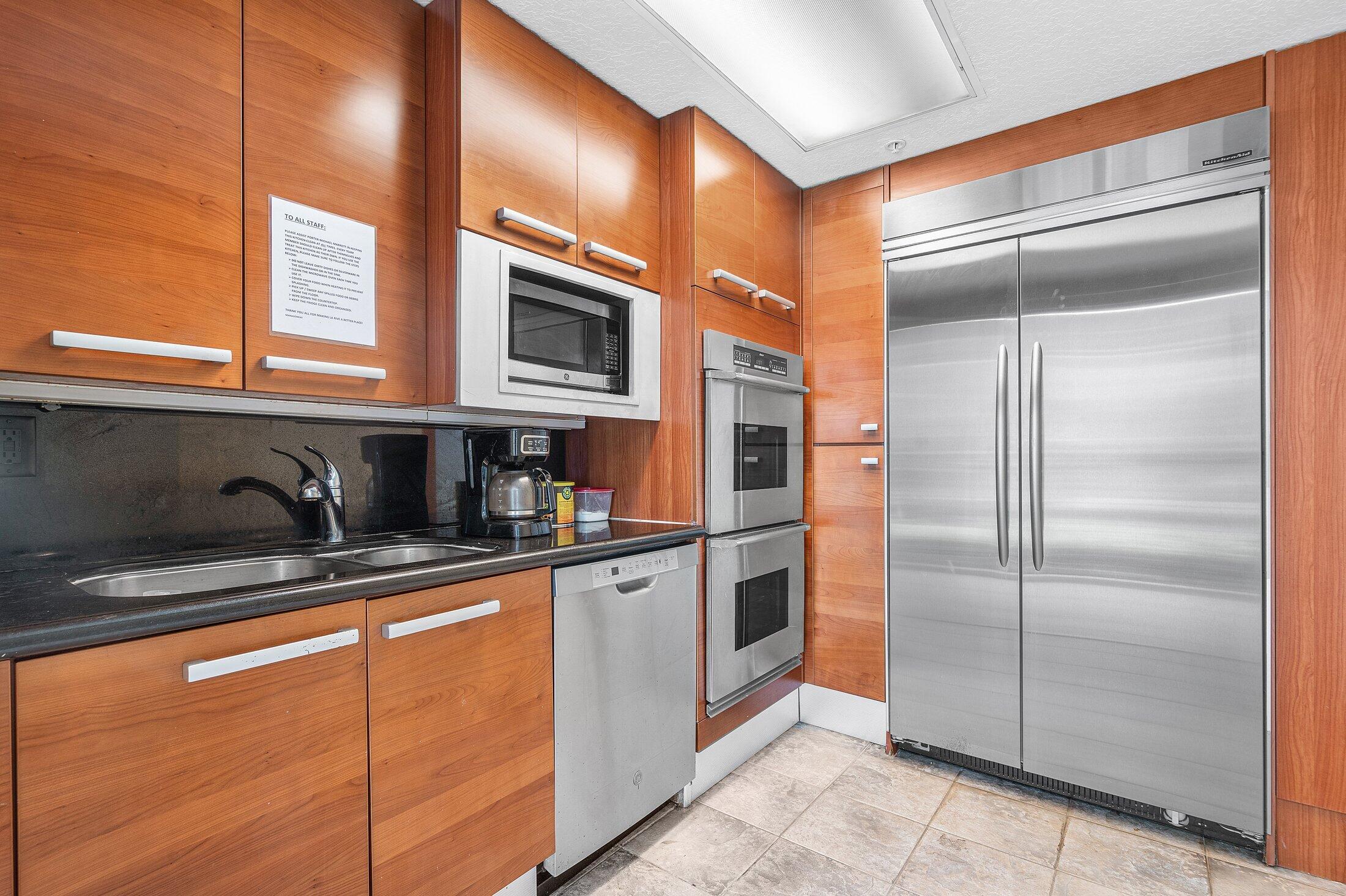 715 Bayshore Drive Ph4 Property Photo 50