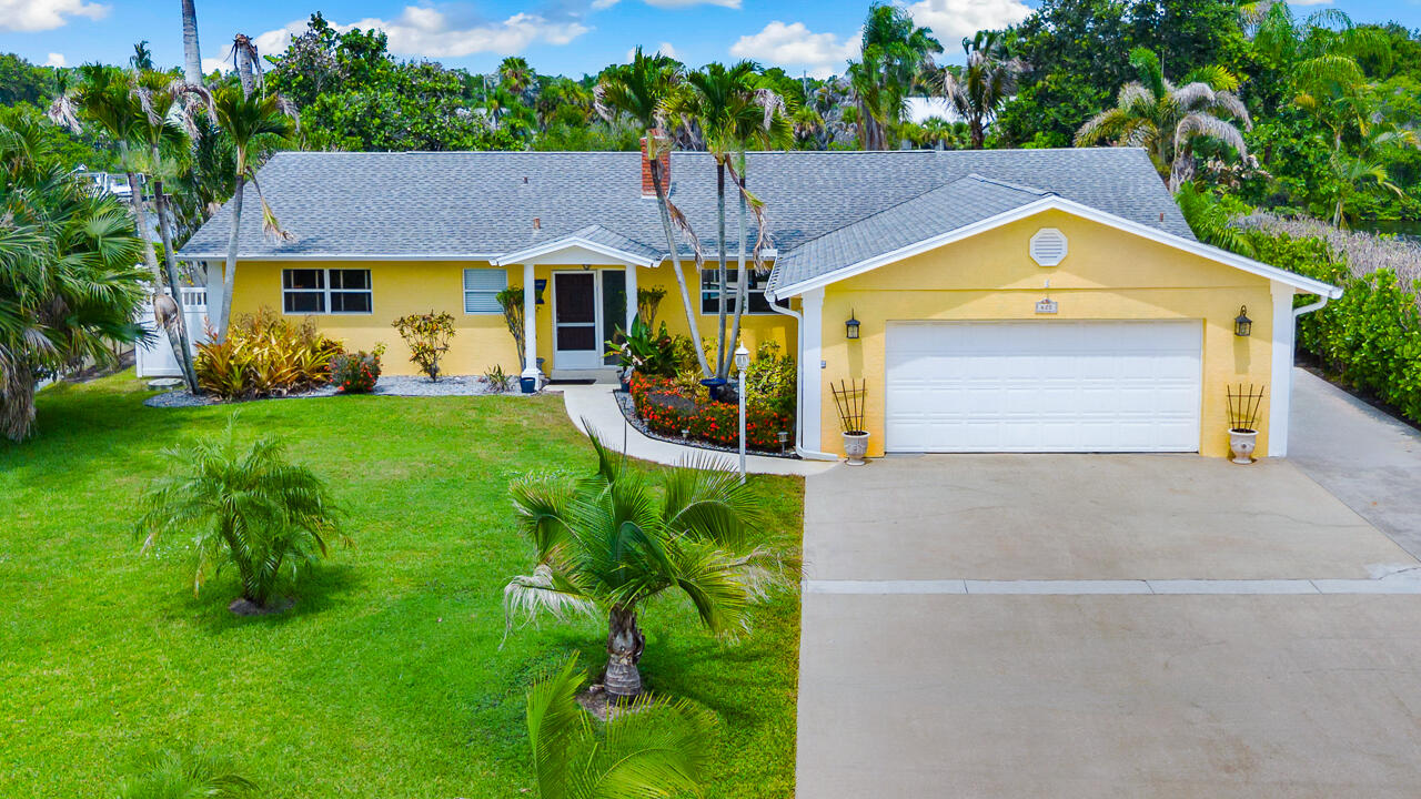 622 SW Pine Tree Lane