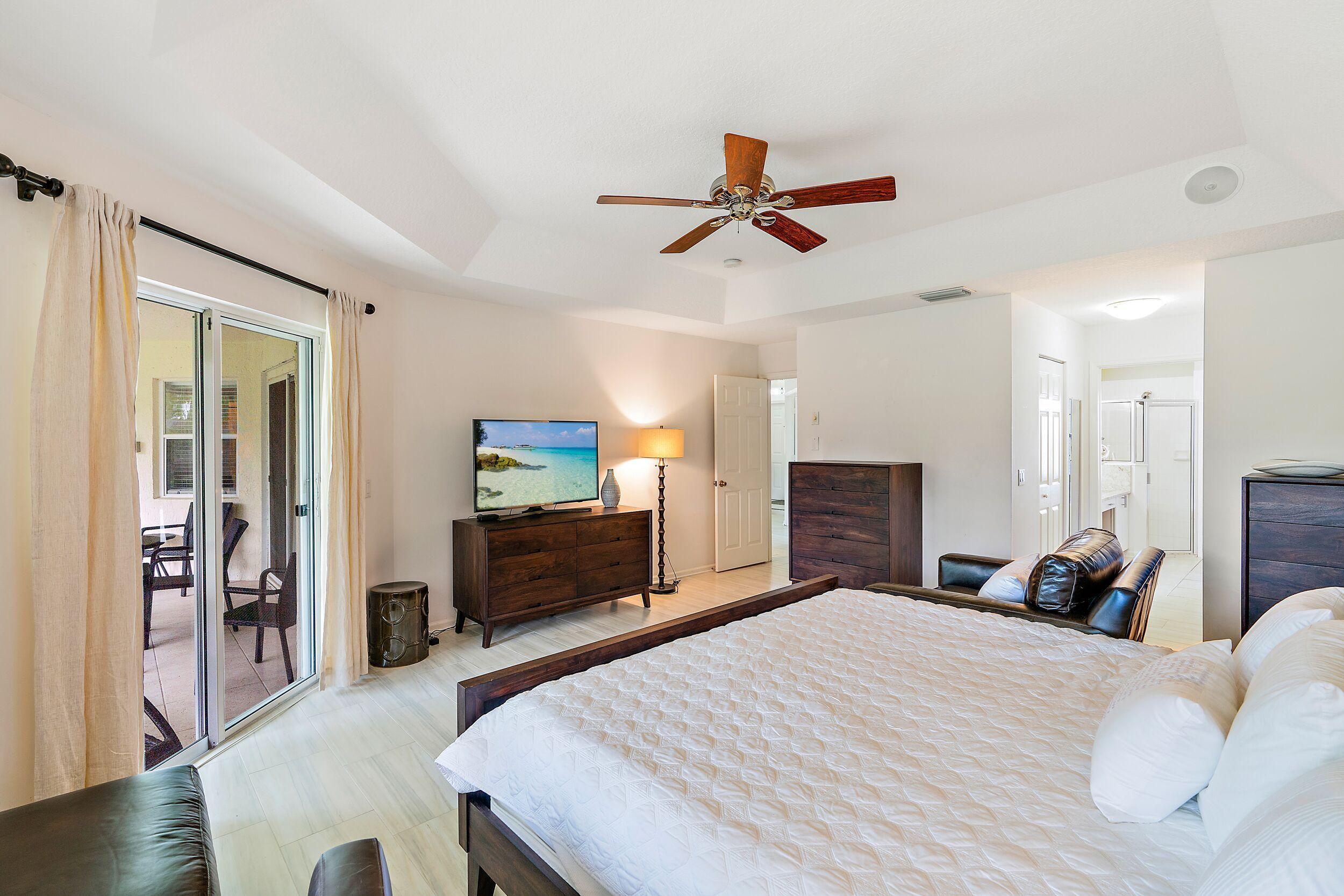12122 78th Place N Property Photo 16