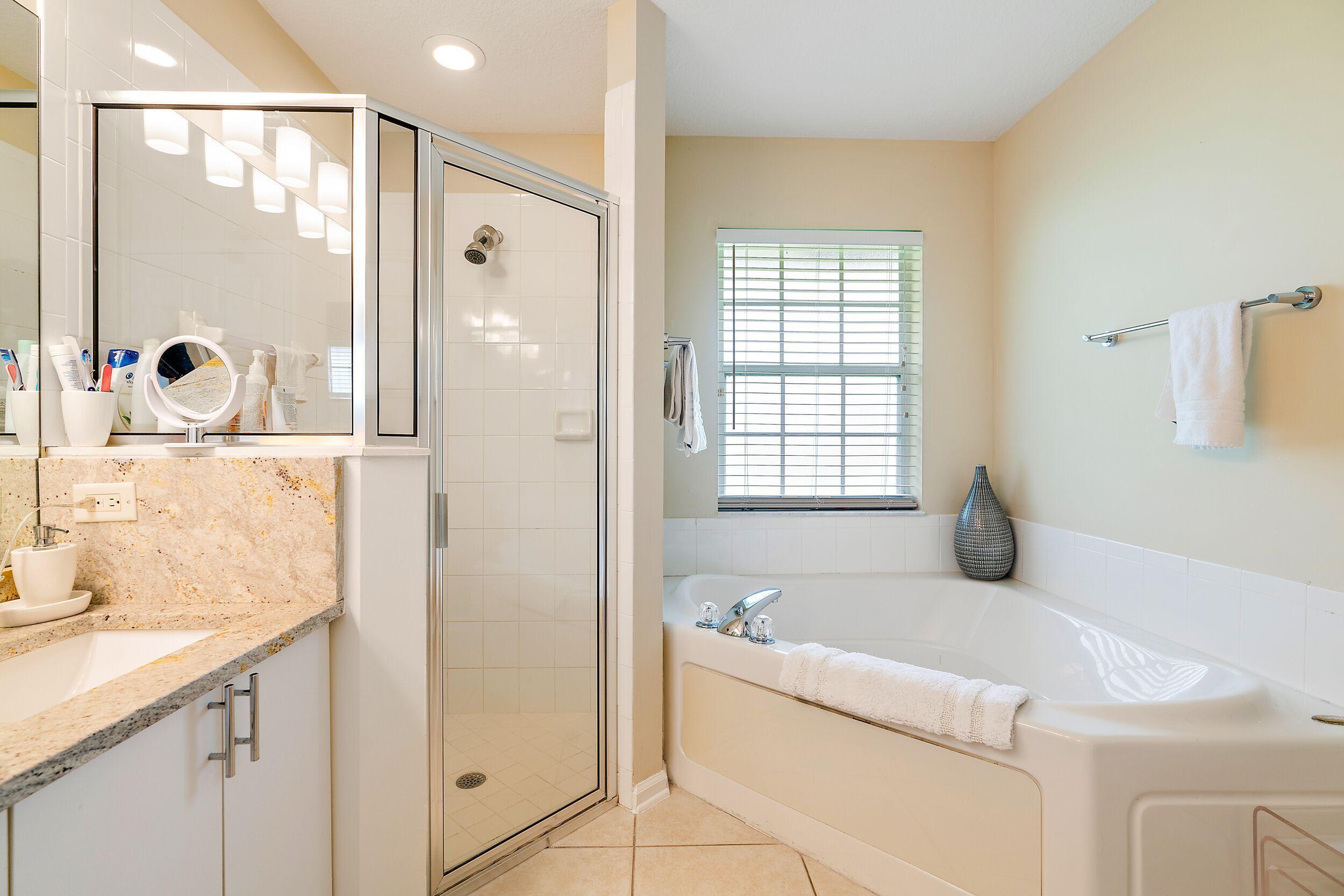 12122 78th Place N Property Photo 18