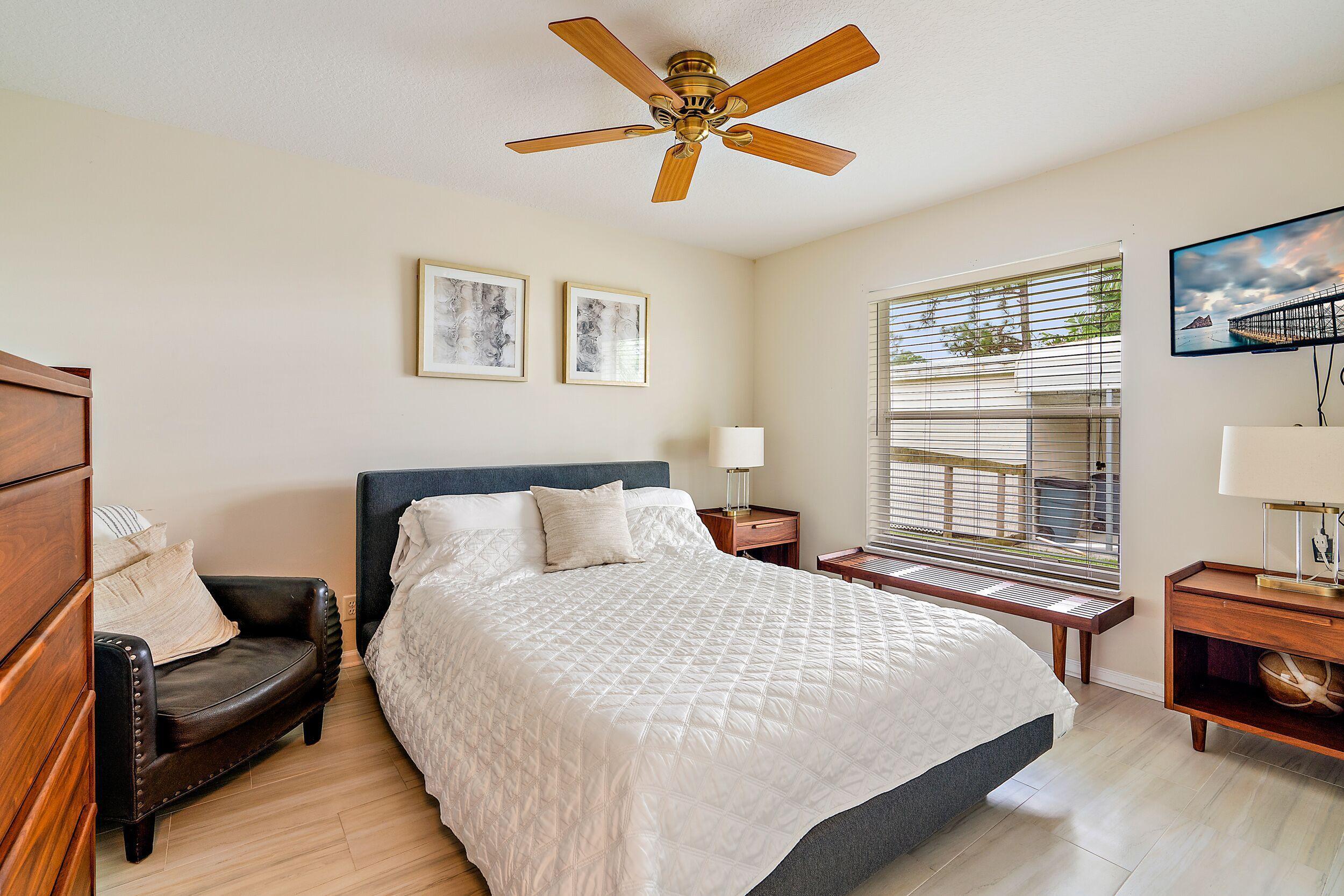 12122 78th Place N Property Photo 19