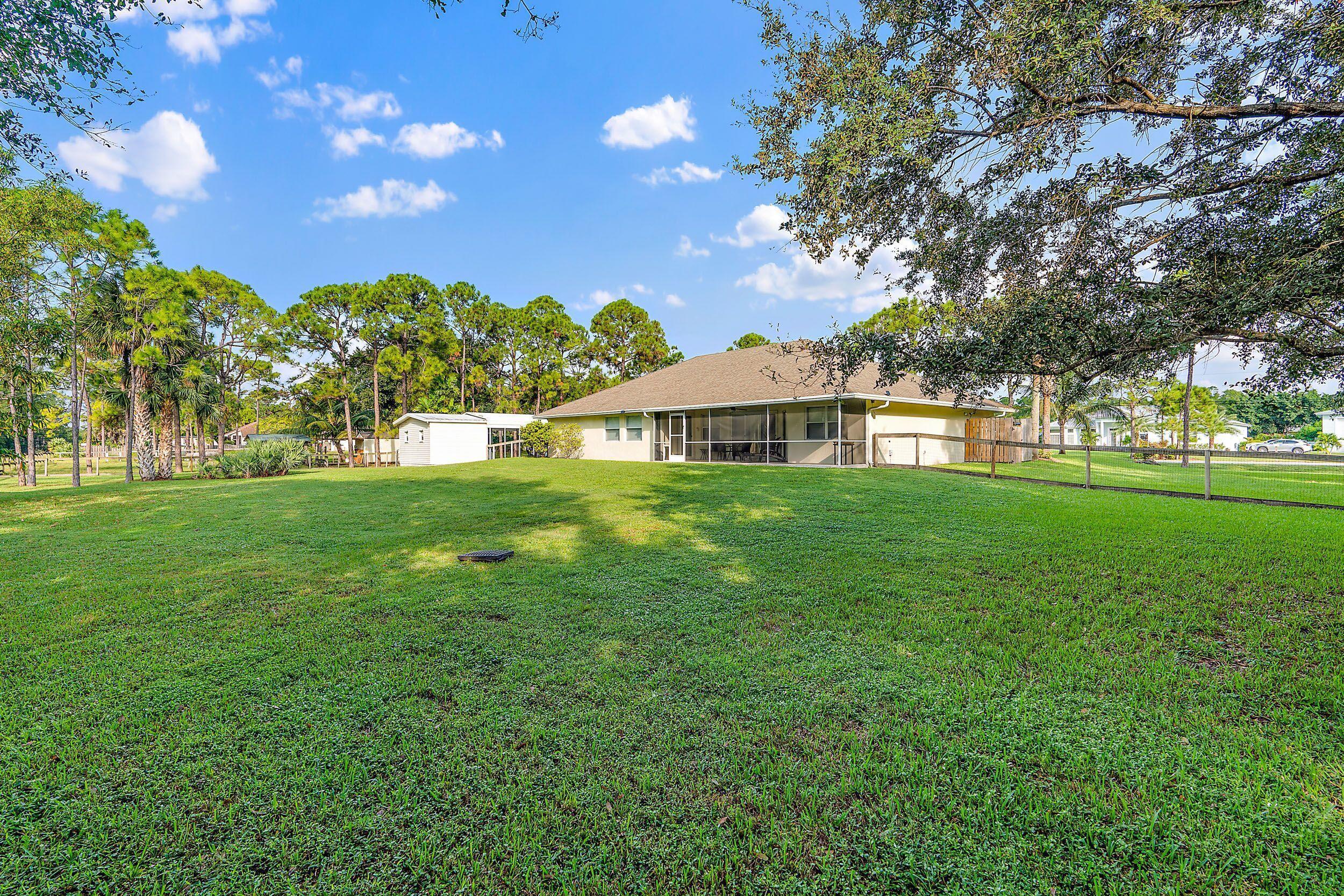 12122 78th Place N Property Photo 25