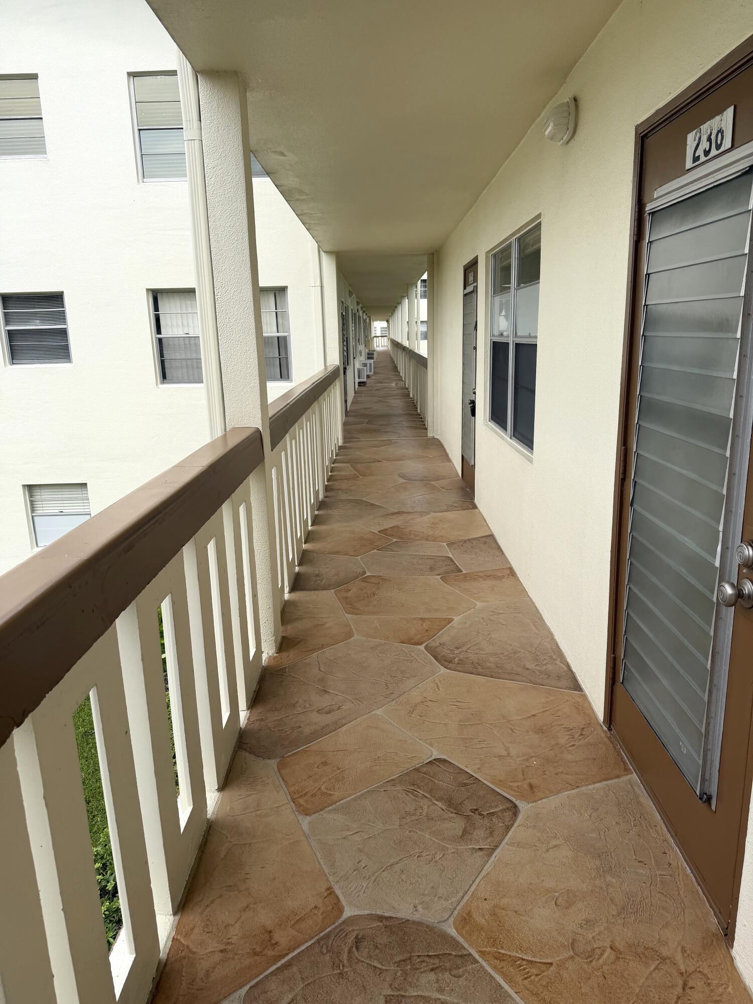 229 Mansfield F Property Photo 12