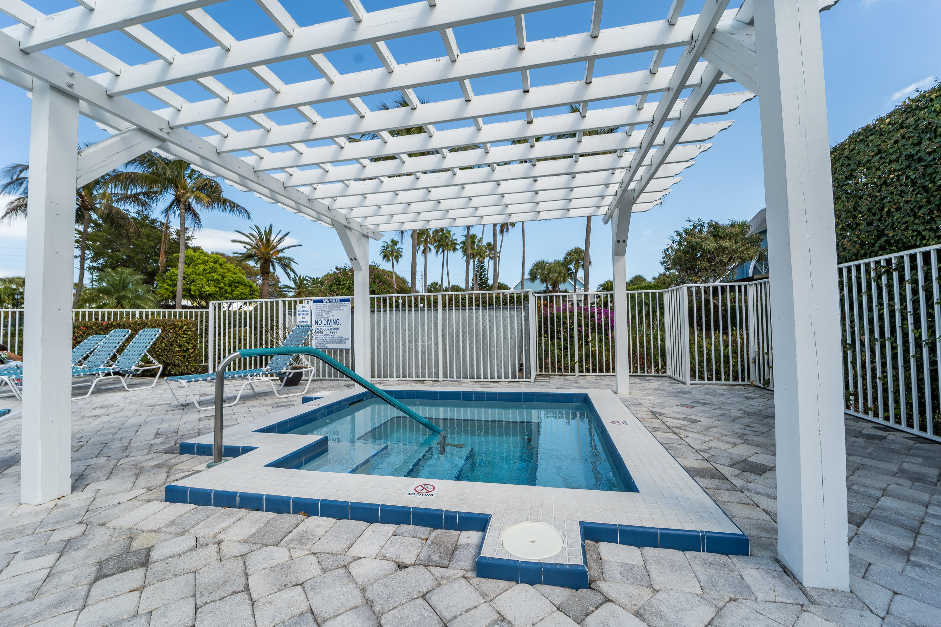 127 Ocean Dunes Circle Property Photo 28