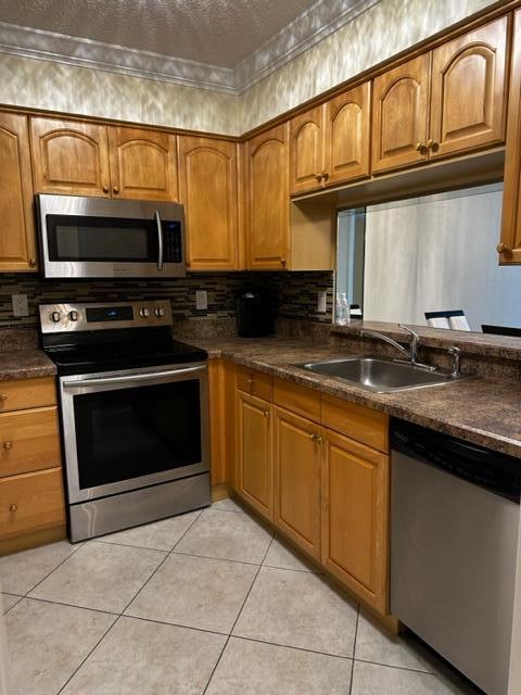 7290 Ashford Place 404 Property Photo 8