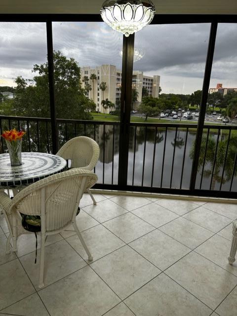 7290 Ashford Place 404 Property Photo 15