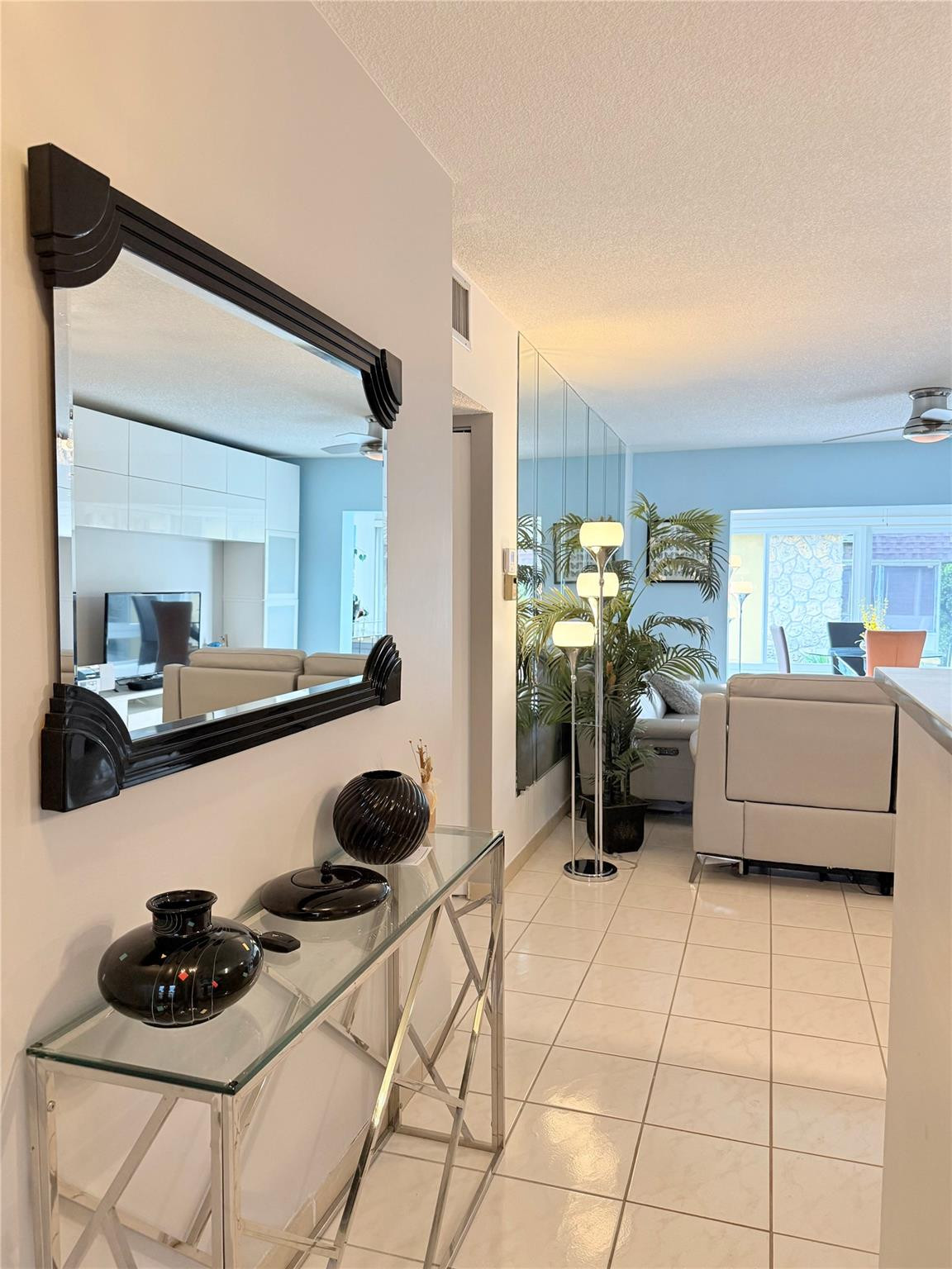 5171 W Oakland Park Boulevard 312 Property Photo 8