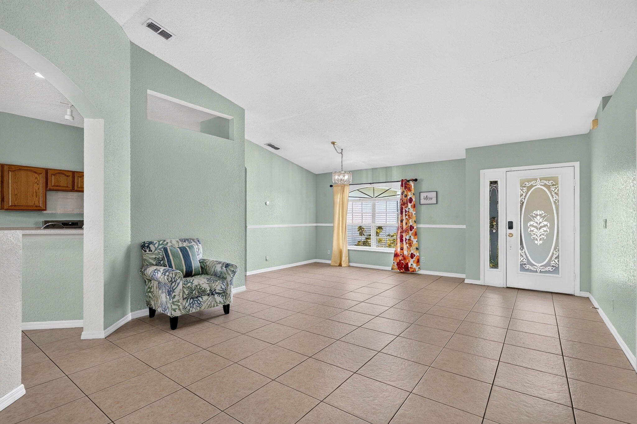 1009 Sw Fenway Road Property Photo 10
