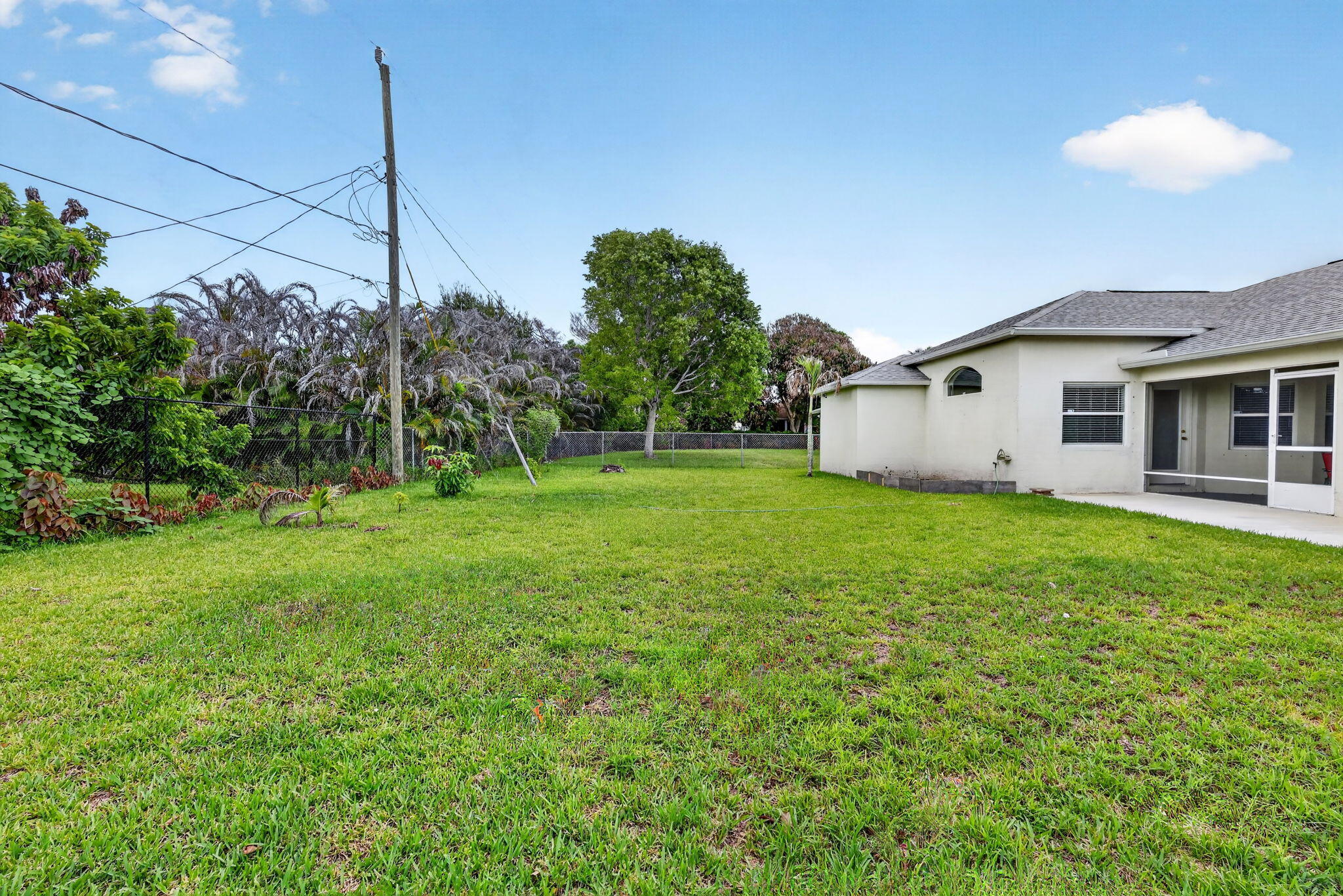 1009 Sw Fenway Road Property Photo 45