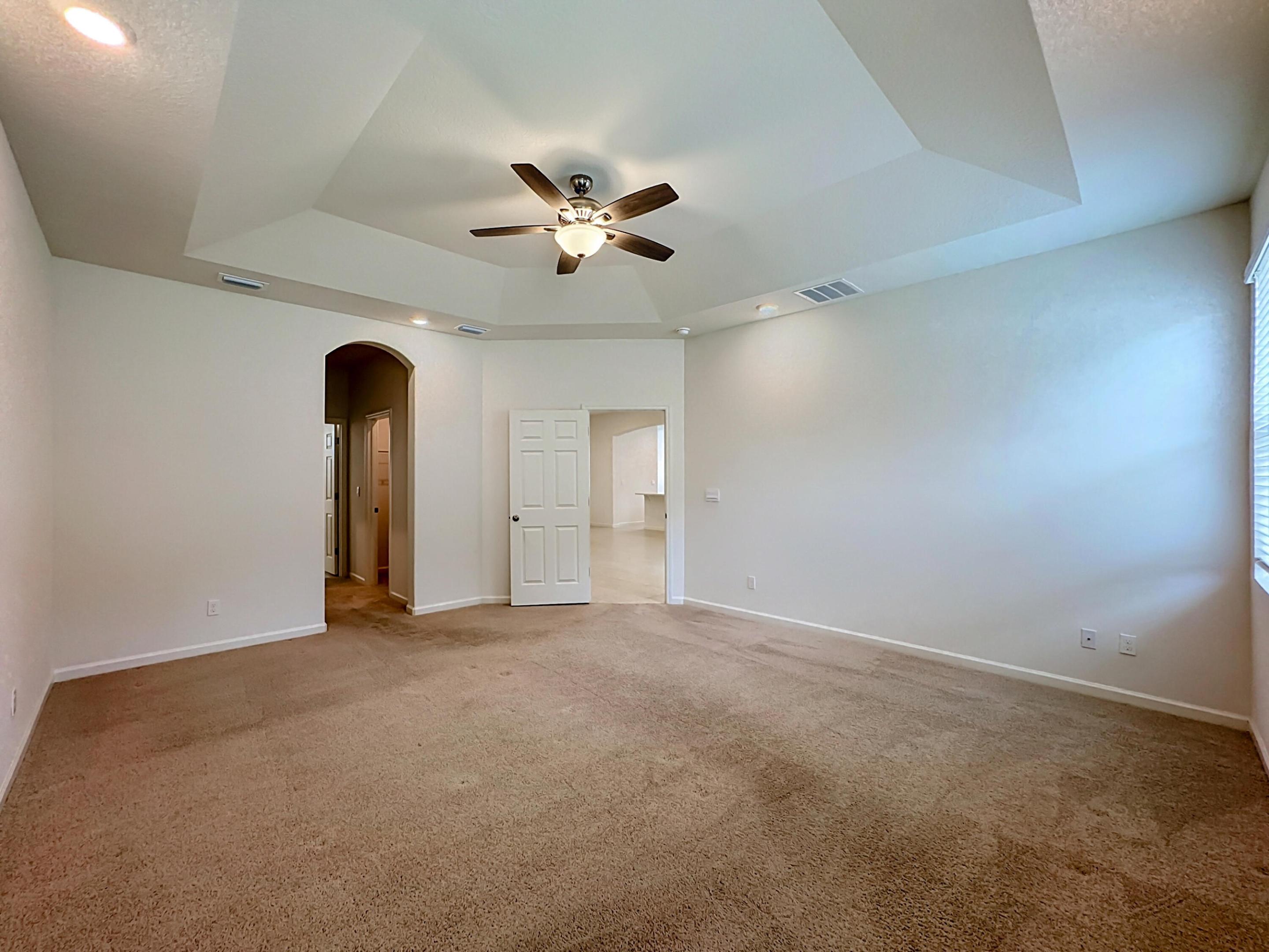 111 52nd Square Property Photo 40
