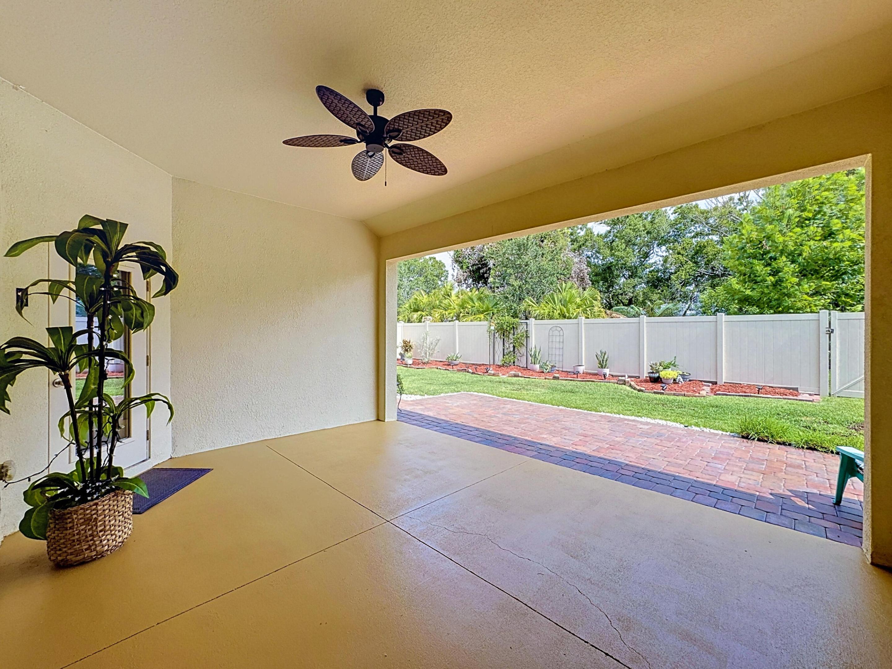 111 52nd Square Property Photo 51