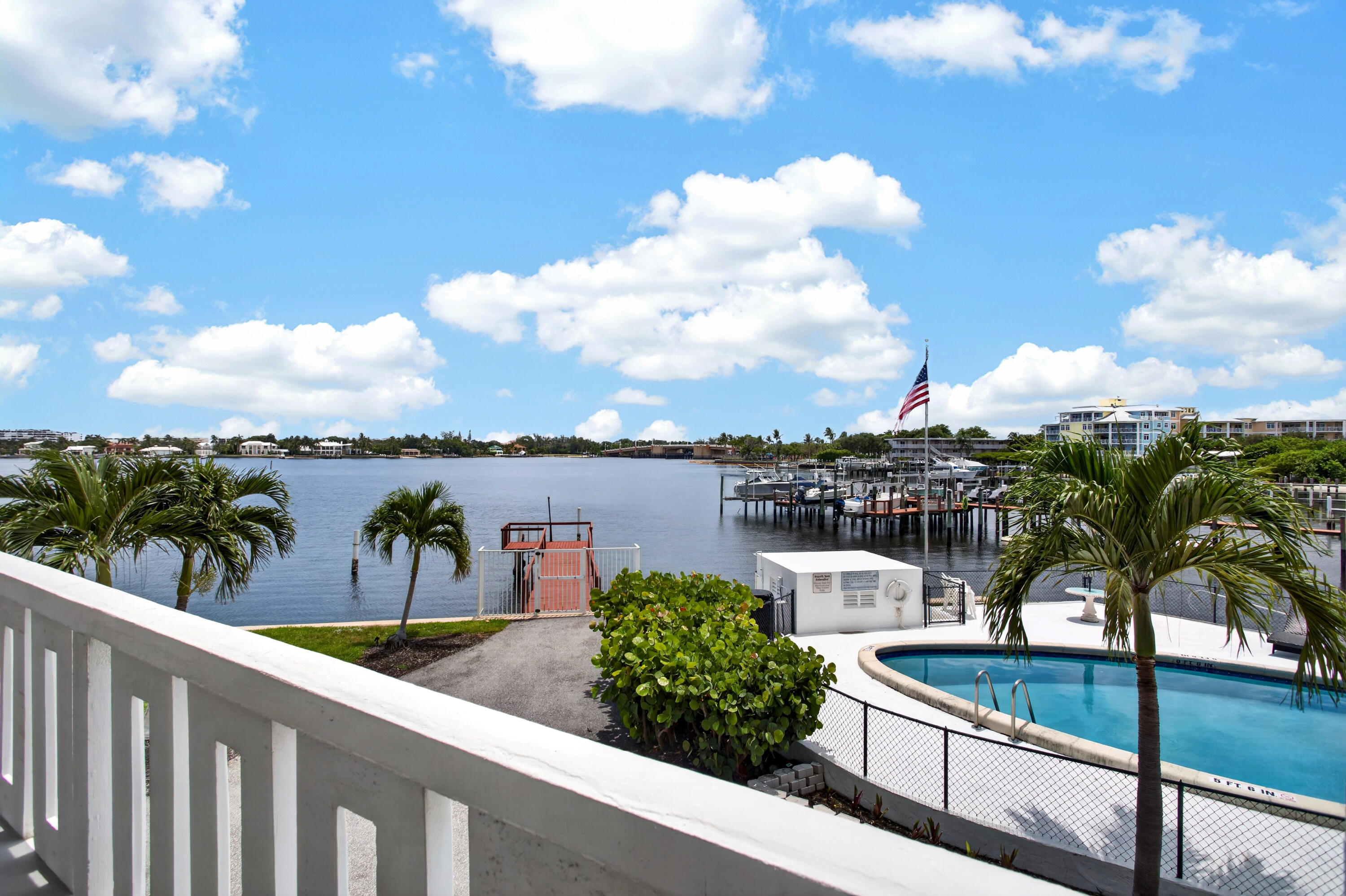 231 E Lantana Road 204 Property Photo 1