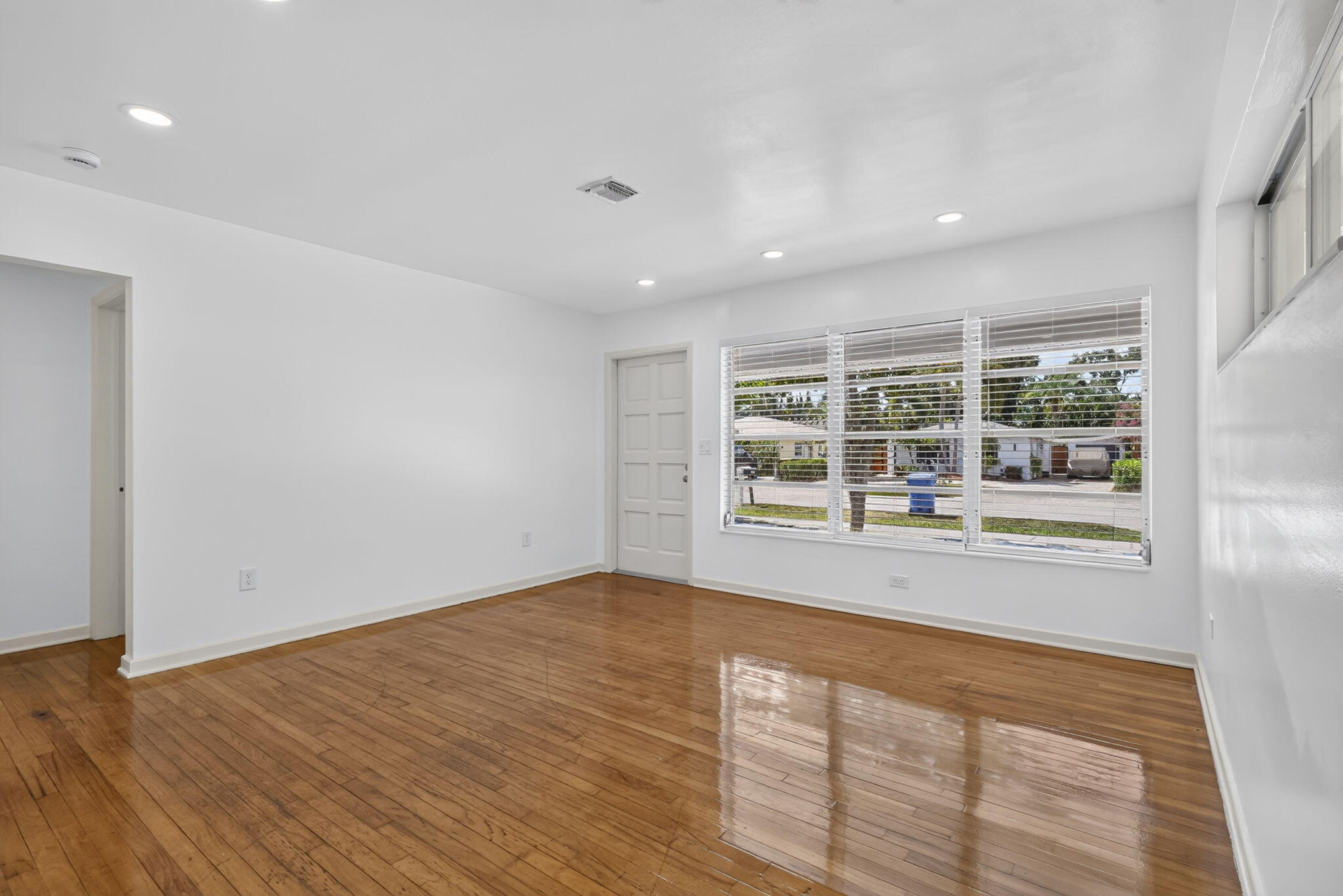 111 Euclid Boulevard Property Photo 5