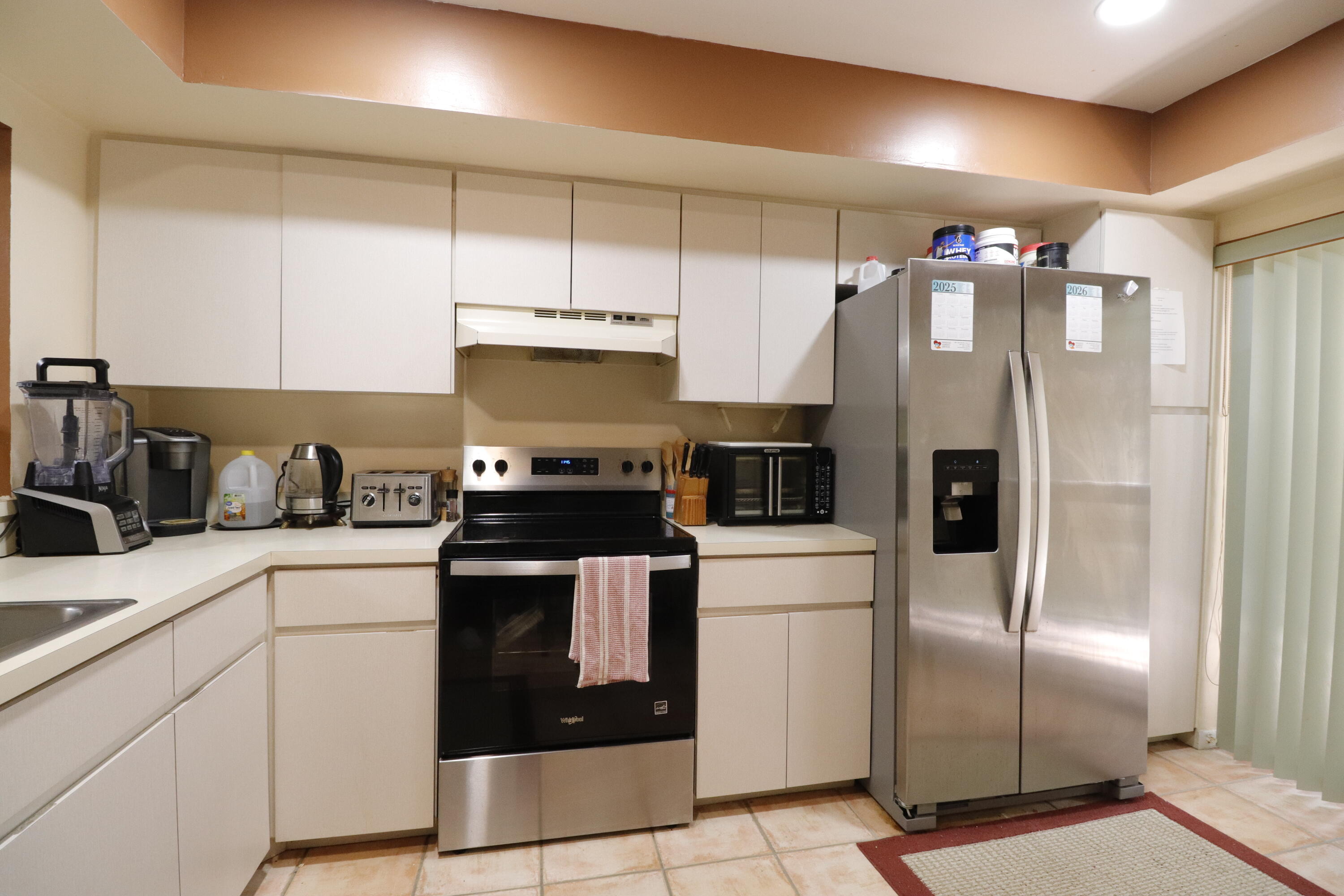 9460 Meadowood Drive 202 Property Photo 3