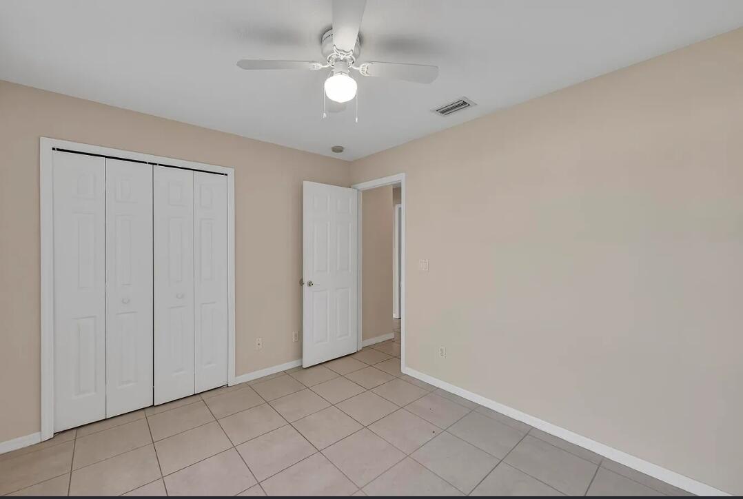 2537 Sw Deckard Street Property Photo 12