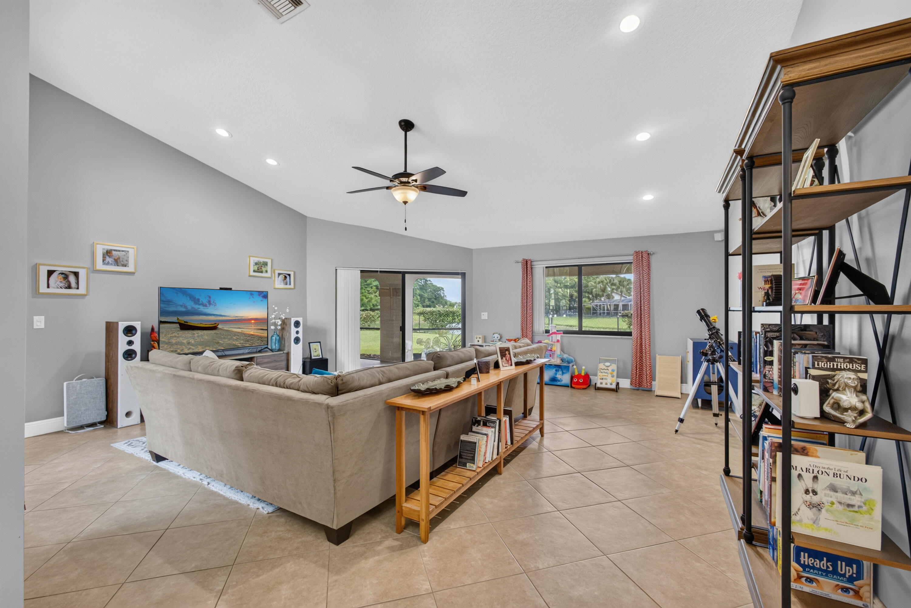 1848 Lynton Circle Property Photo 9