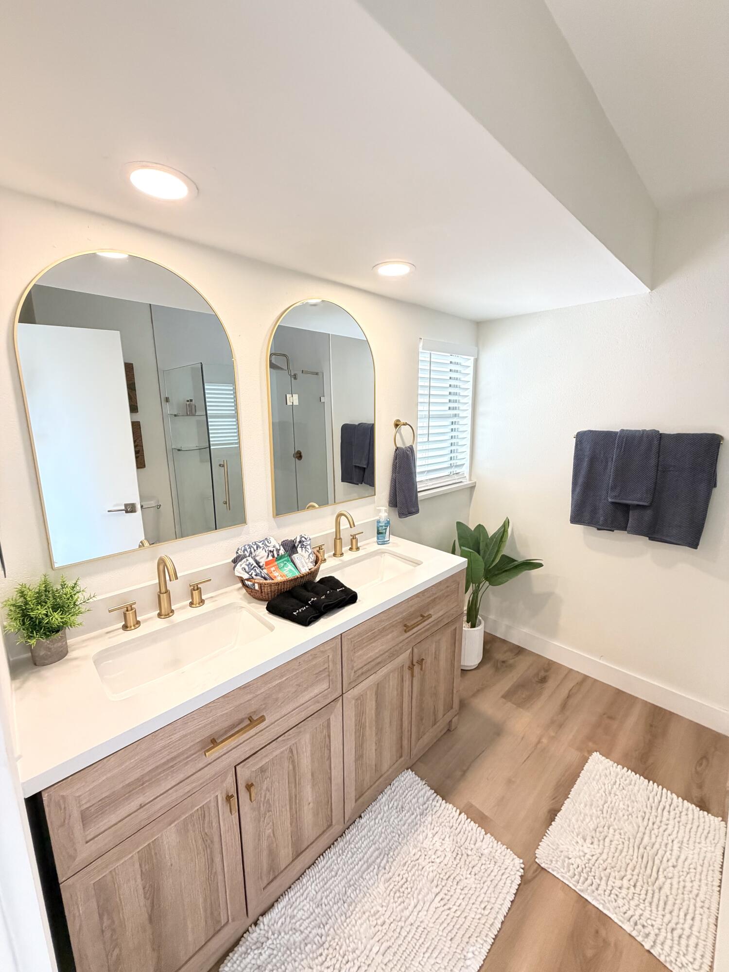 948 Canal Circle Property Photo 19