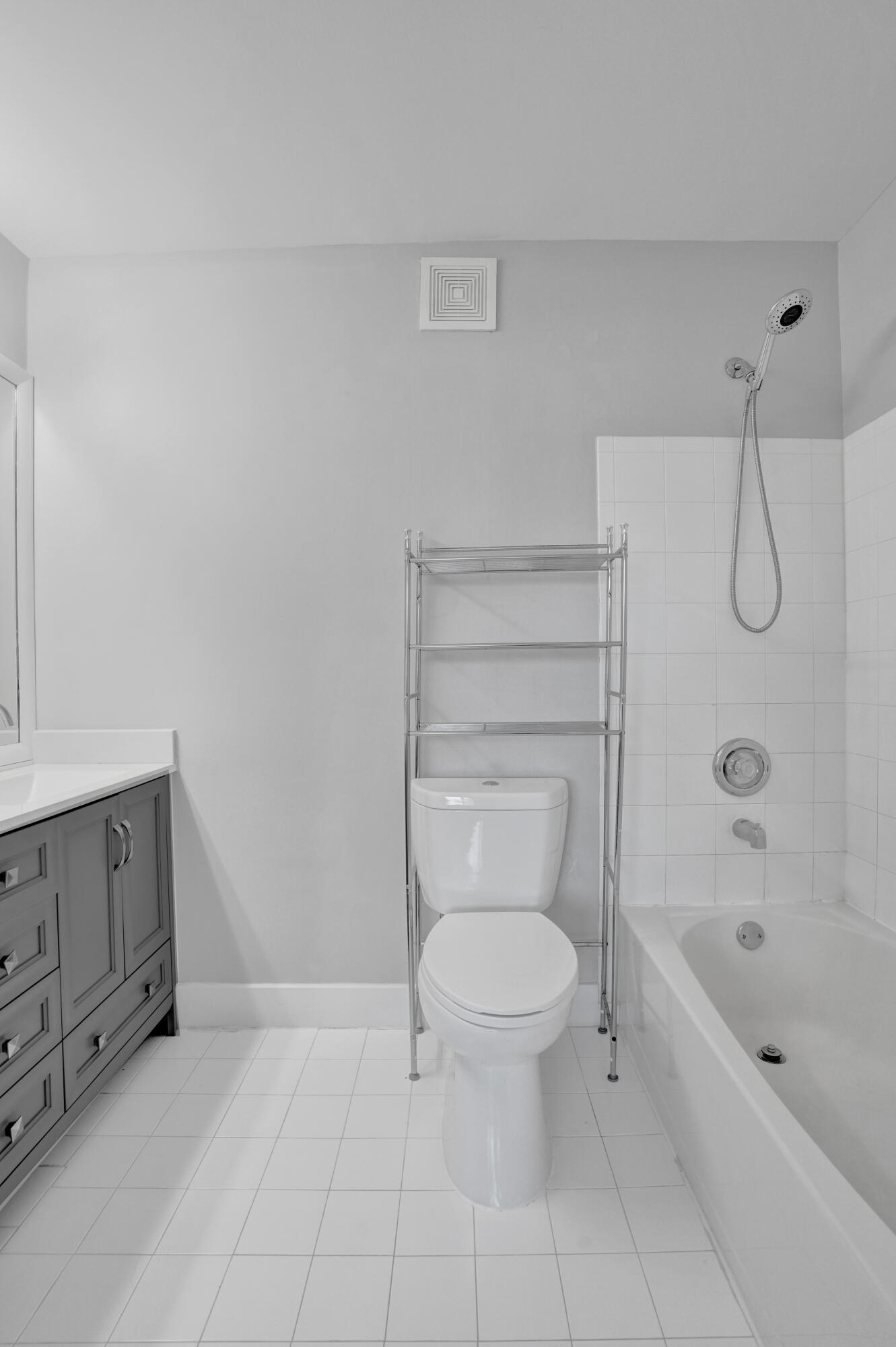 9913 Nw 57th Manor . Property Photo 44