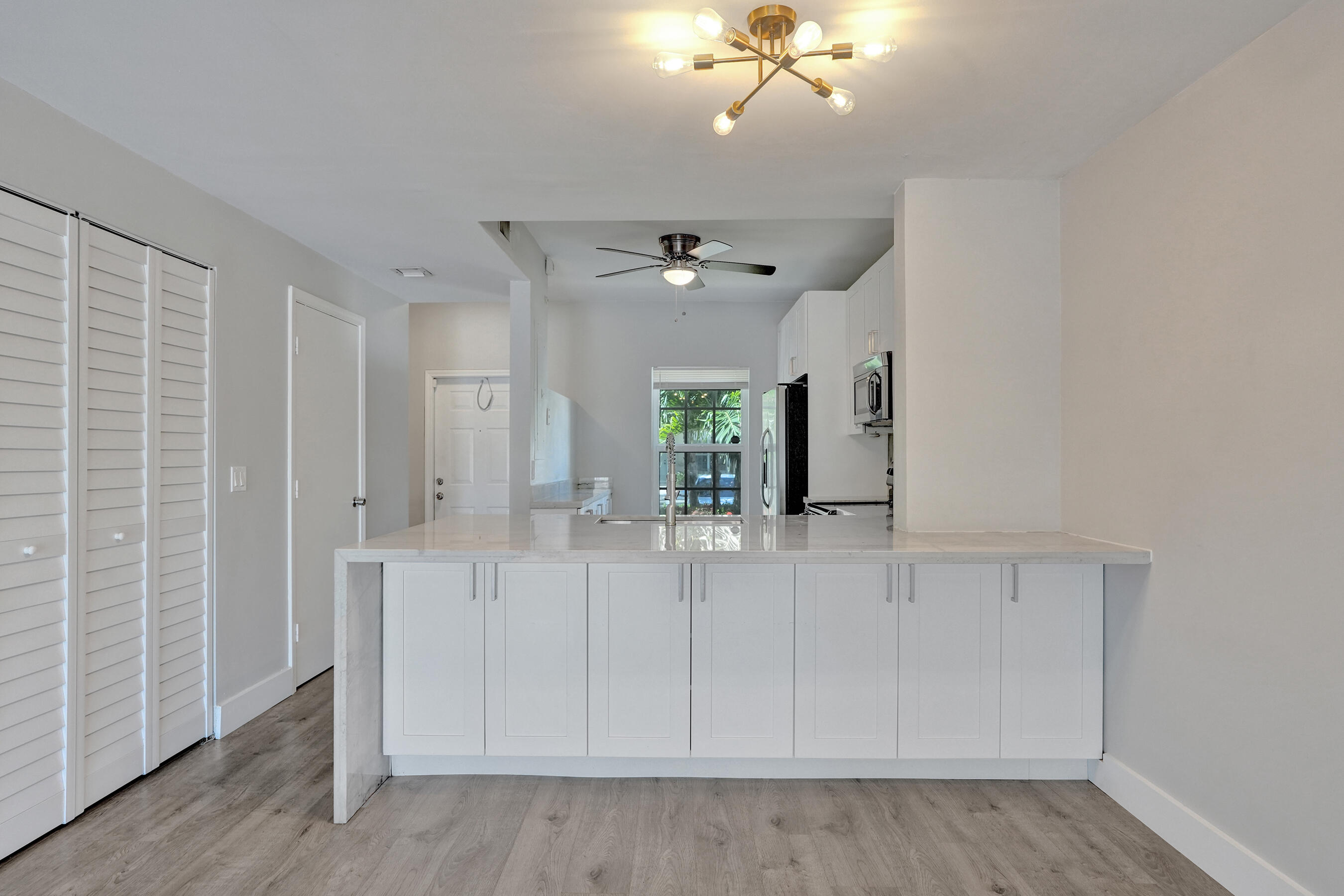 9913 Nw 57th Manor . Property Photo 45