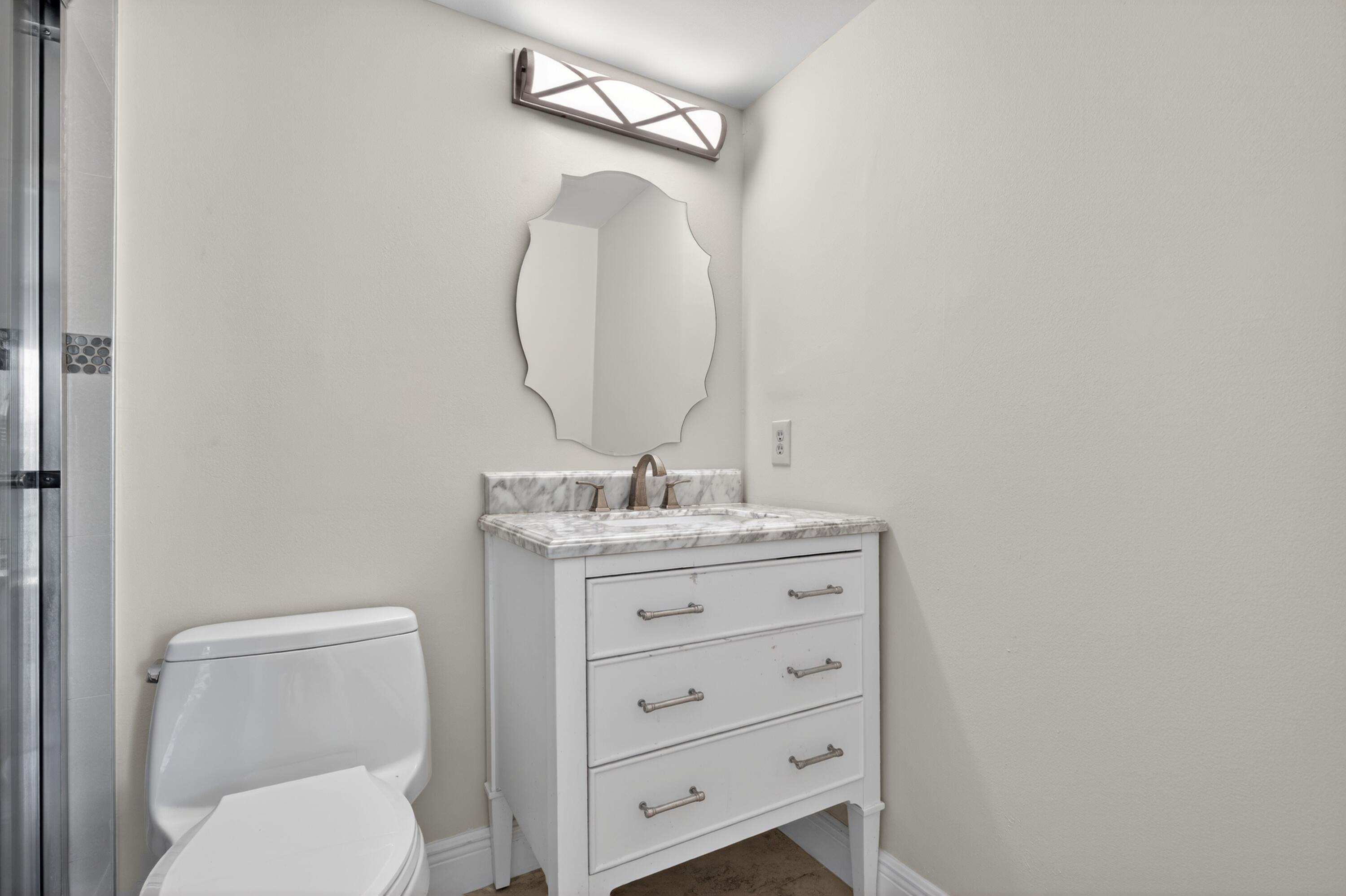 20 Dorset A Property Photo 12